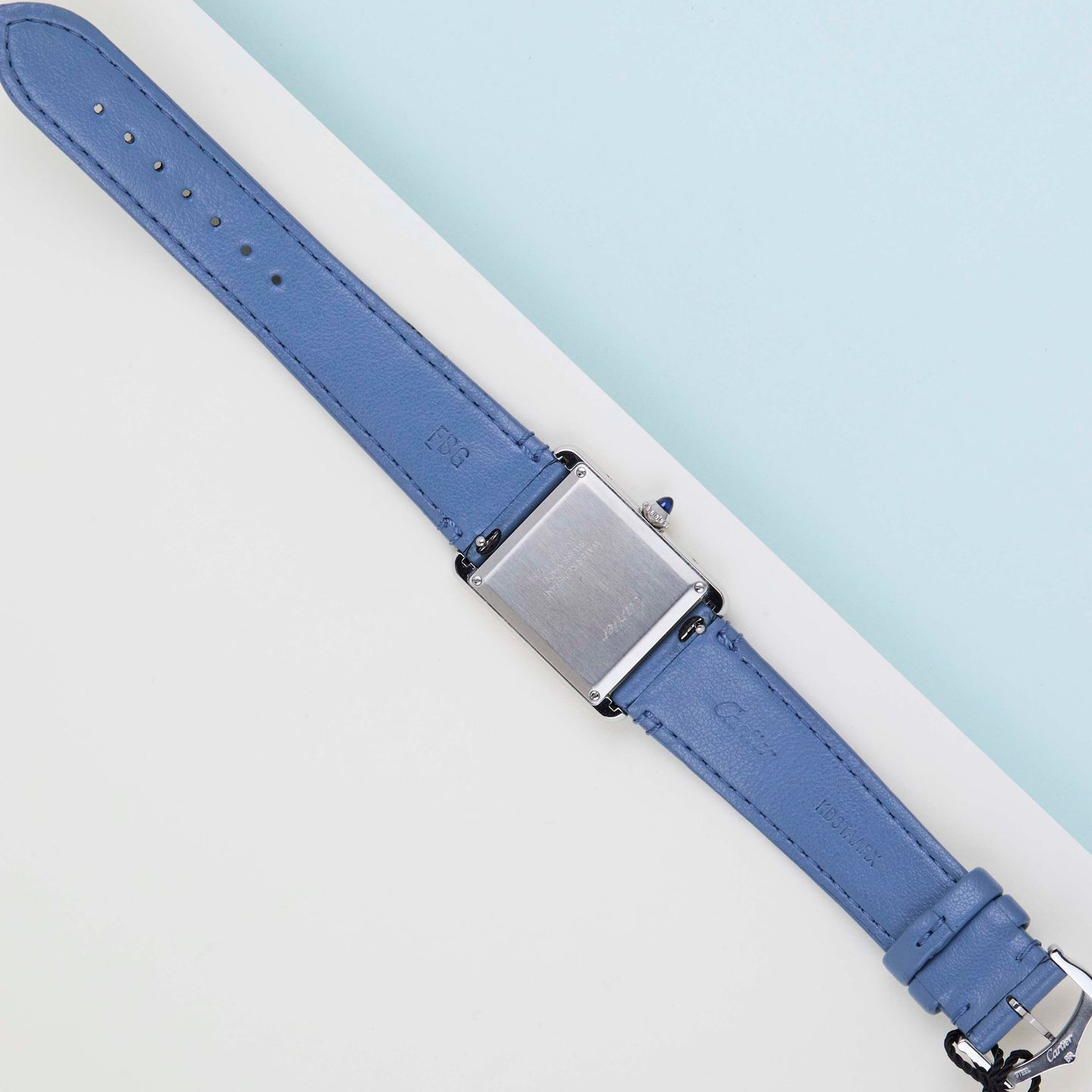 Cartier Tank WSTA0062 (2022) - Silver dial 34 mm Steel case (6/8)