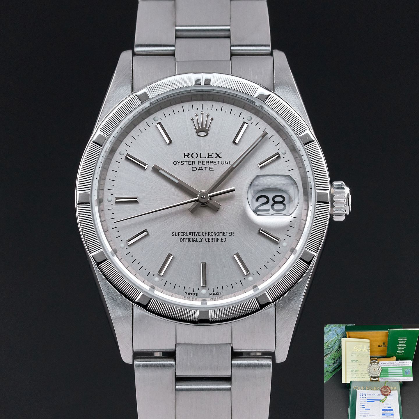 Rolex Oyster Perpetual Date 15210 (2001) - Zilver wijzerplaat 34mm Staal (1/8)