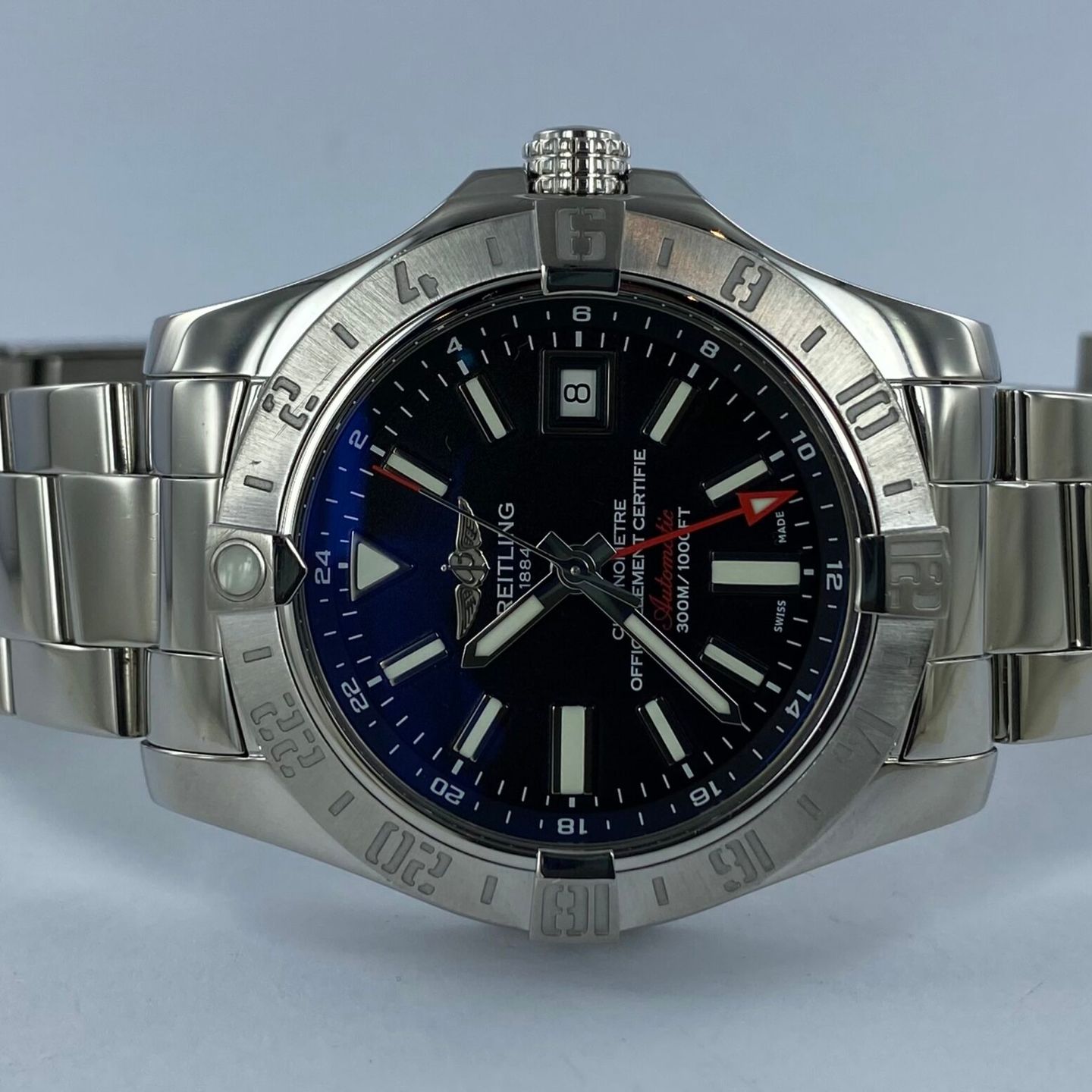 Breitling Avenger II GMT A32390 (2015) - 43 mm Steel case (1/8)