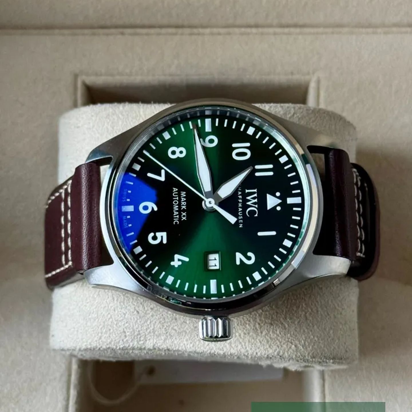 IWC Pilot Mark IW328205 - (4/7)