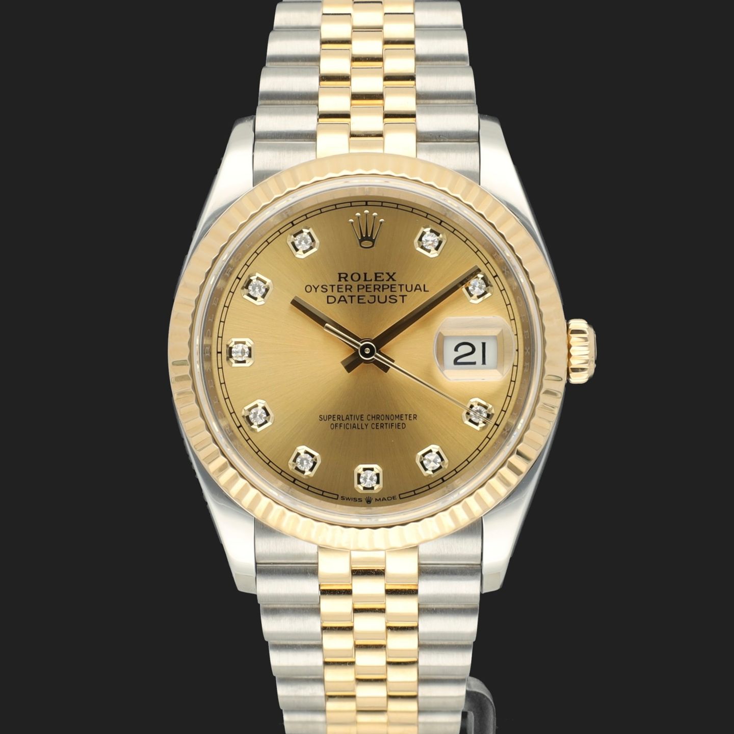 Rolex Datejust 36 126233 (2019) - Champagne dial 36 mm Gold/Steel case (2/8)