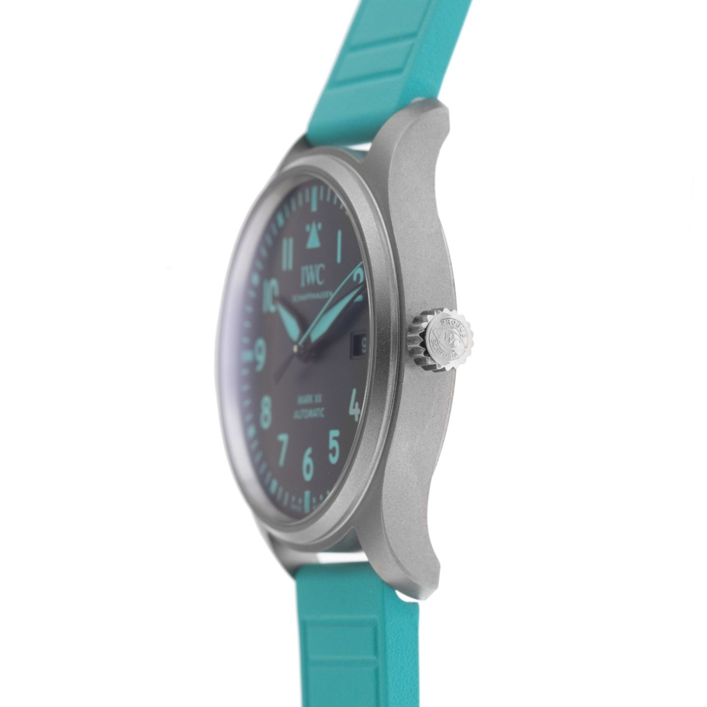 IWC Pilot IW328210 (2025) - Black dial 40 mm Titanium case (4/7)