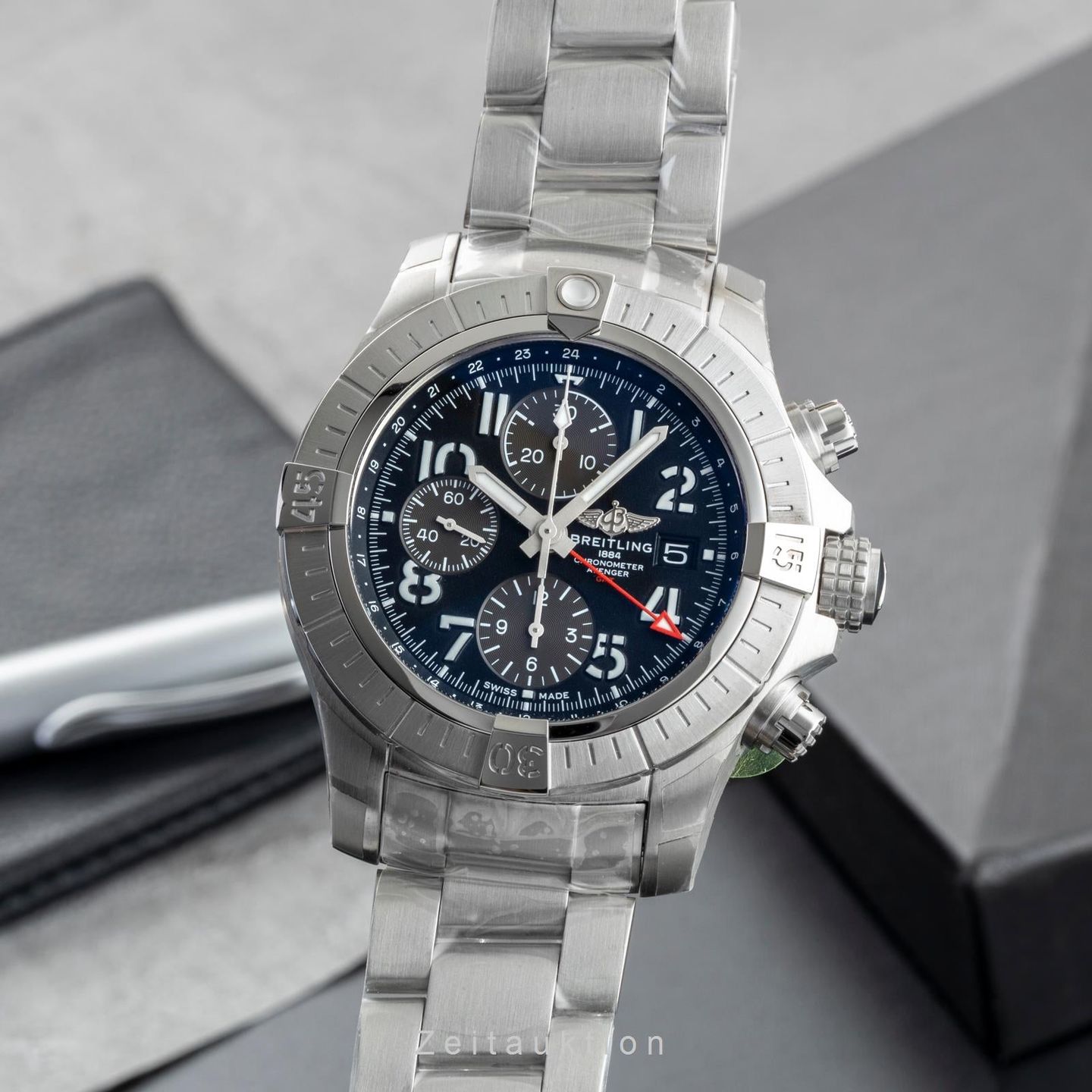 Breitling Avenger A24315101B1A1 - (1/8)