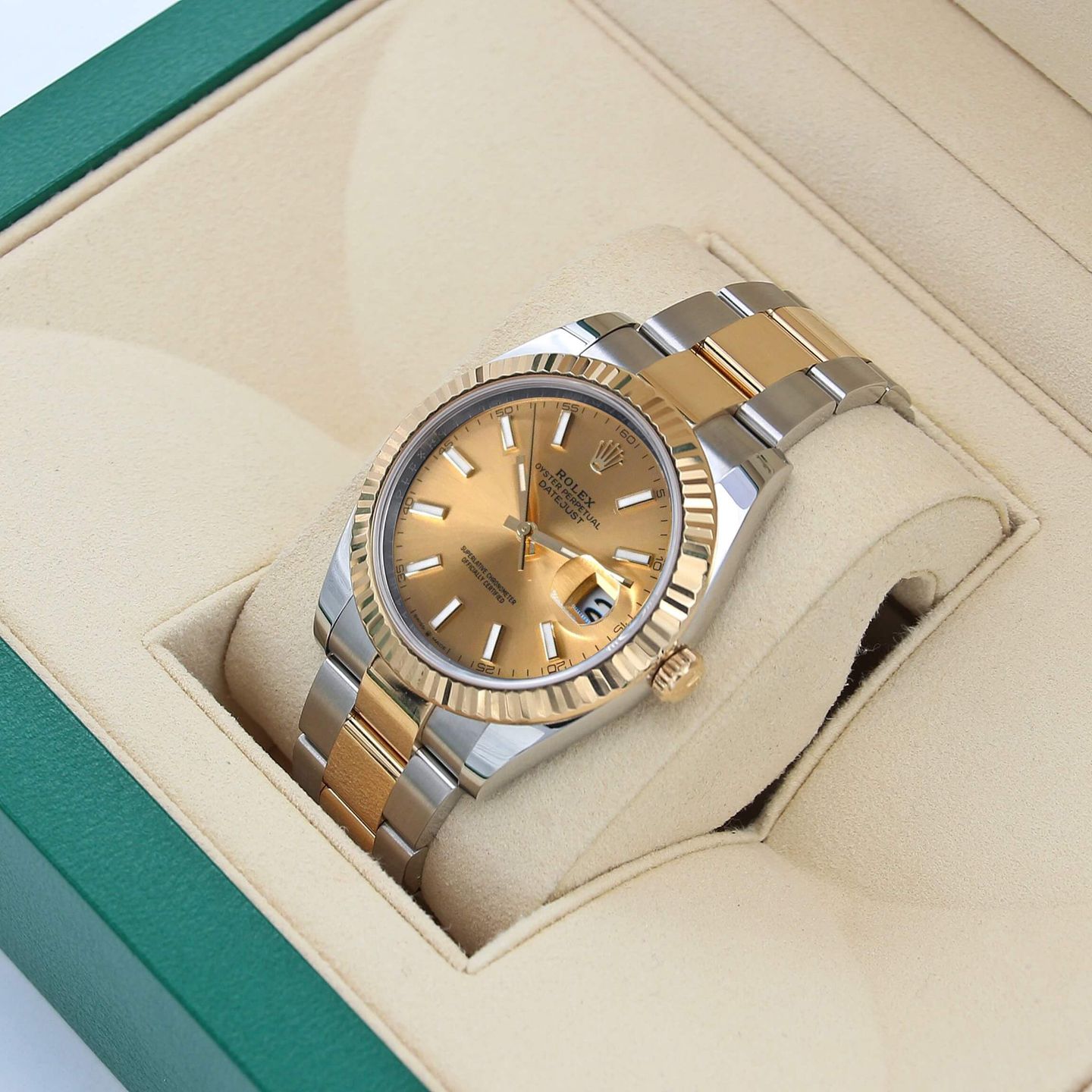 Rolex Datejust 41 126333 (Onbekend (willekeurig serienummer)) - 41mm Goud/Staal (1/5)