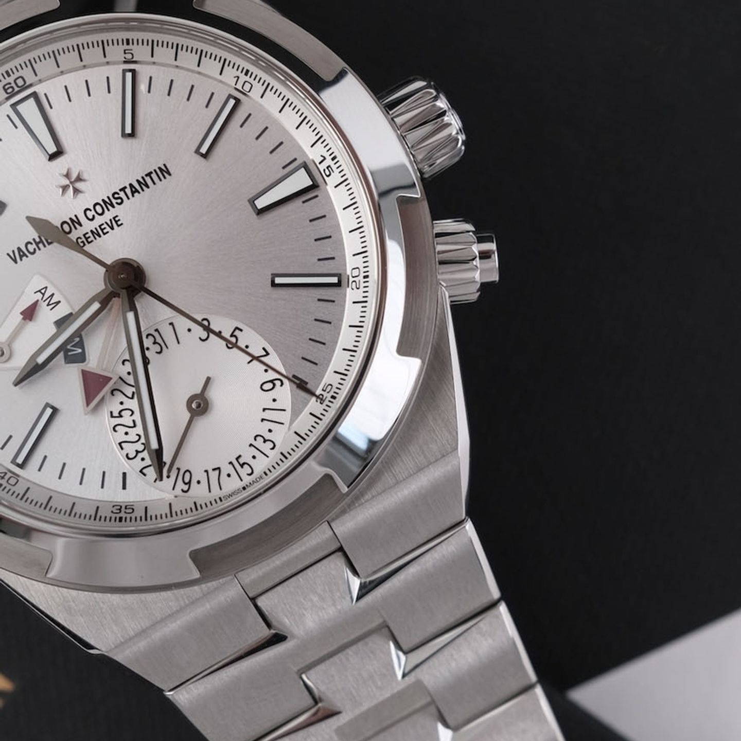 Vacheron Constantin Overseas Dual Time 7900V/110A-B333 - (4/8)