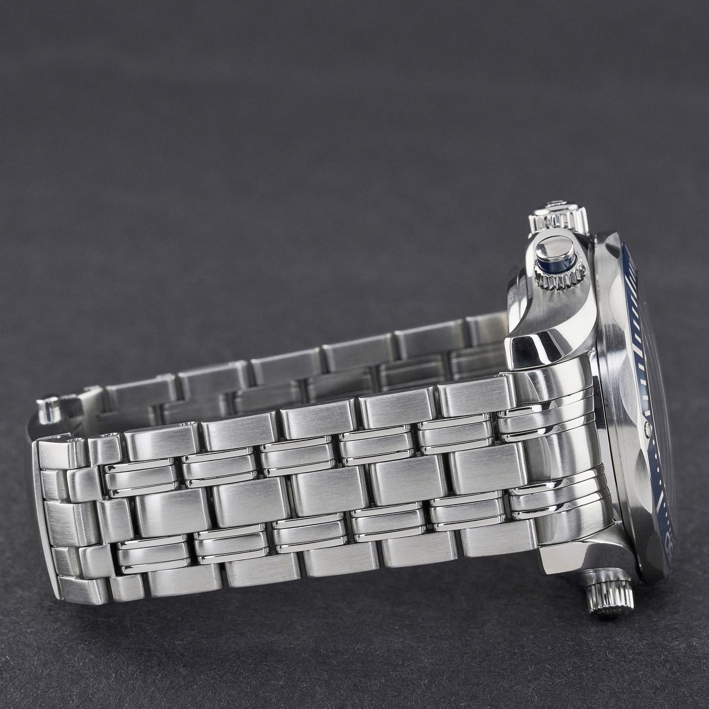 Omega Seamaster Diver 300 M 212.30.44.50.03.001 (2014) - Blue dial 44 mm Steel case (6/8)