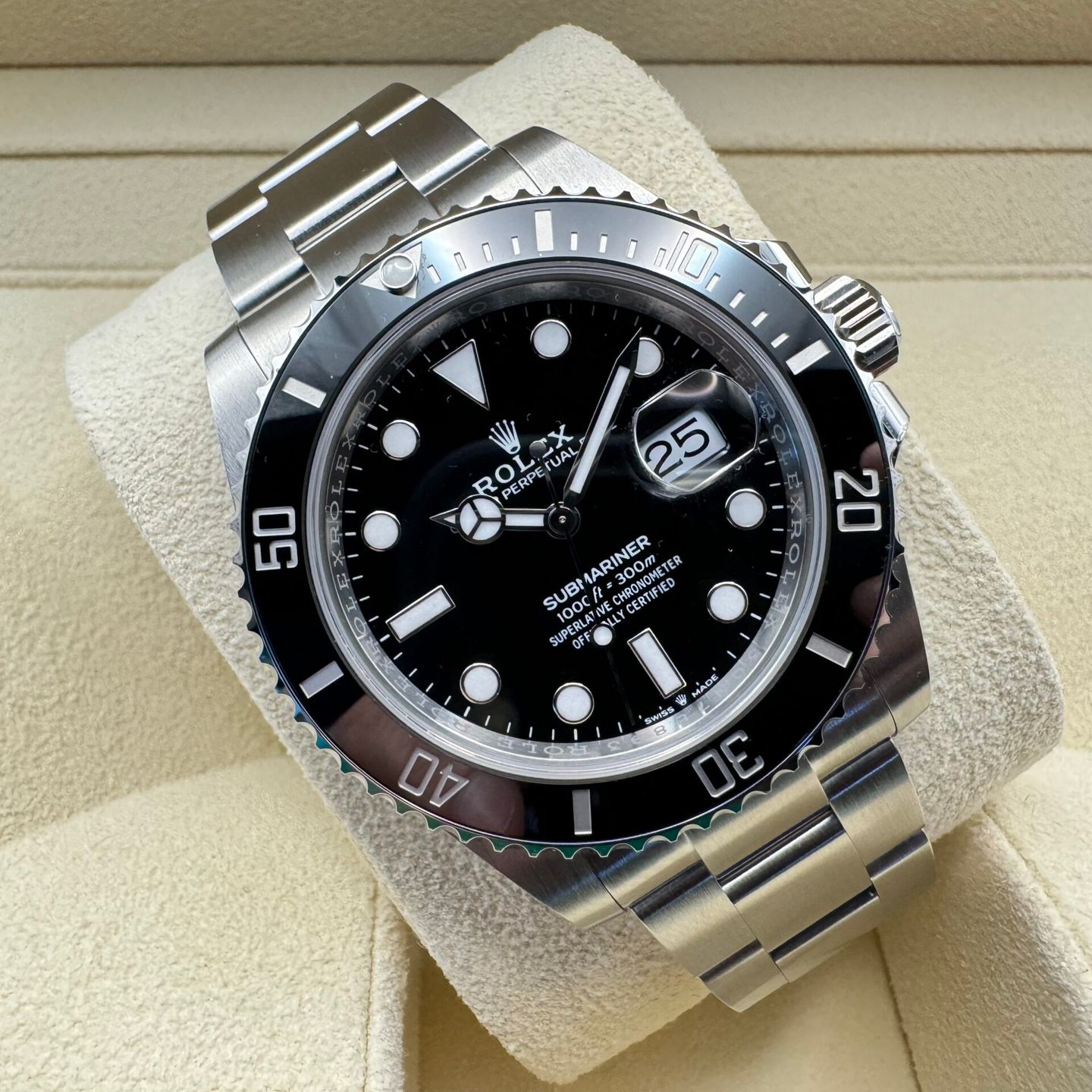 Rolex Submariner Date 126610LN - (1/8)