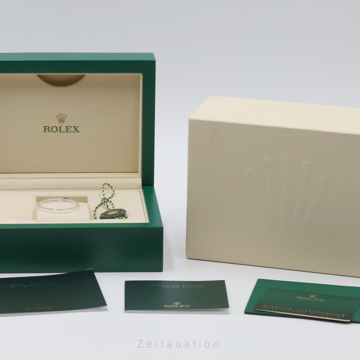 Rolex Oyster Perpetual 41 124300 - (7/8)