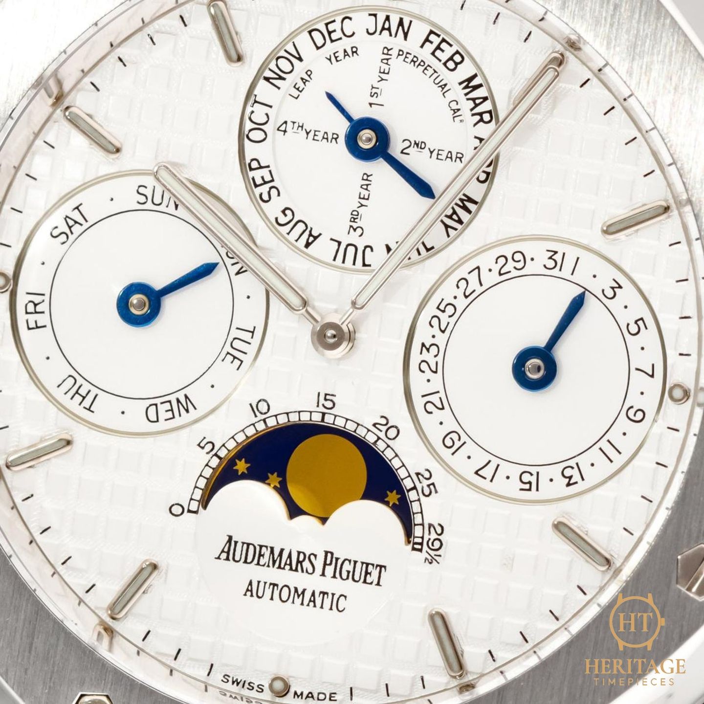 Audemars Piguet Royal Oak Perpetual Calendar 25820ST.OO.0944ST.03 - (3/8)