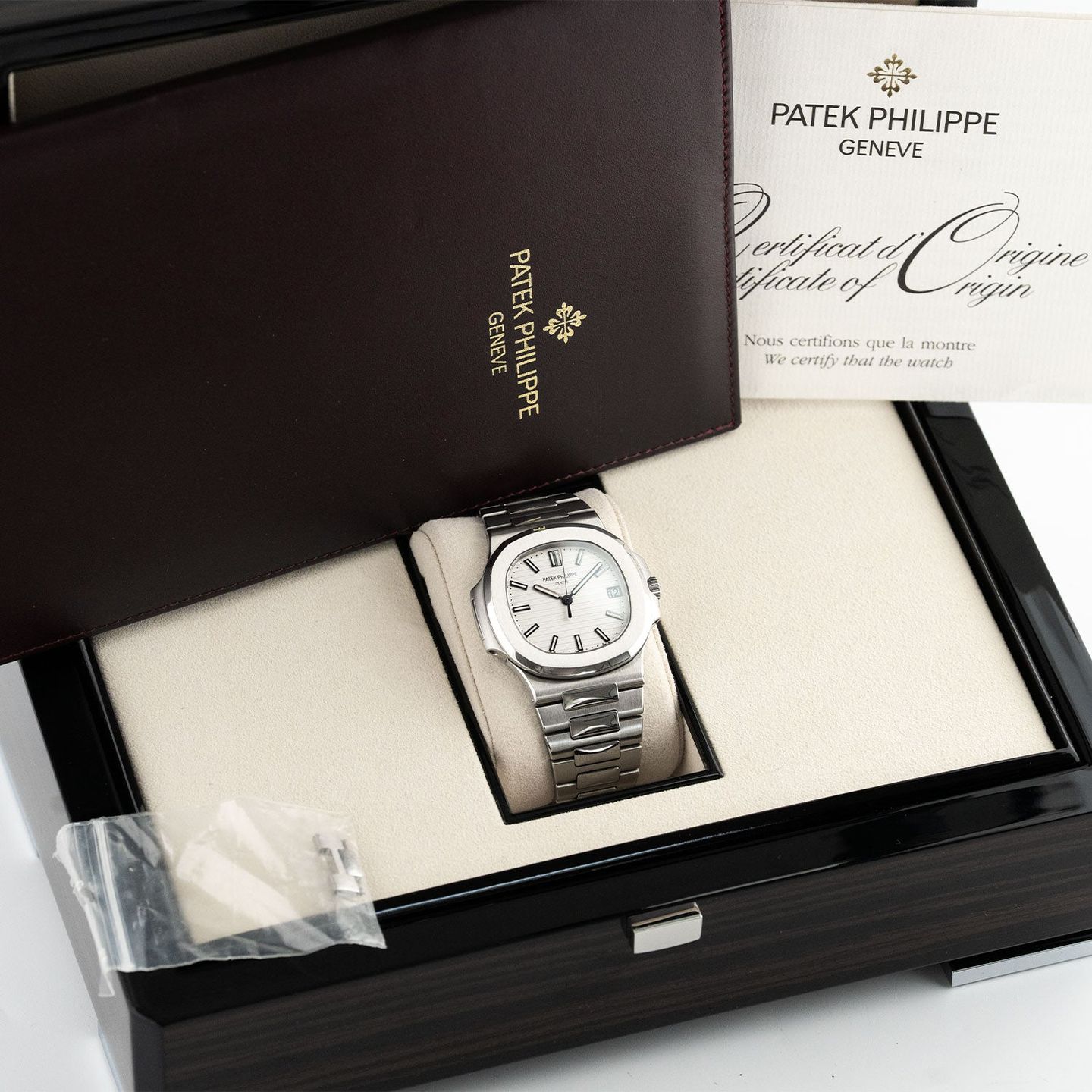 Patek Philippe Nautilus 5711/1A-011 (2014) - White dial 40 mm Steel case (8/8)