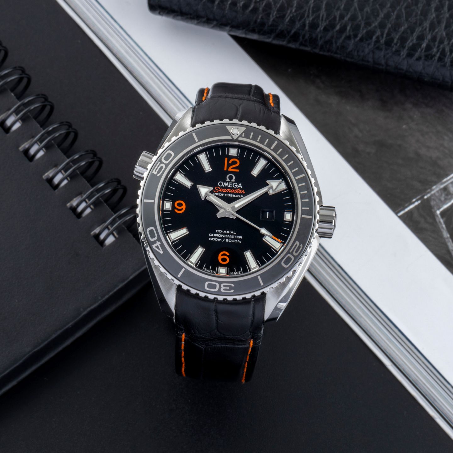 Omega Seamaster Planet Ocean 232.33.38.20.01.002 - (1/8)