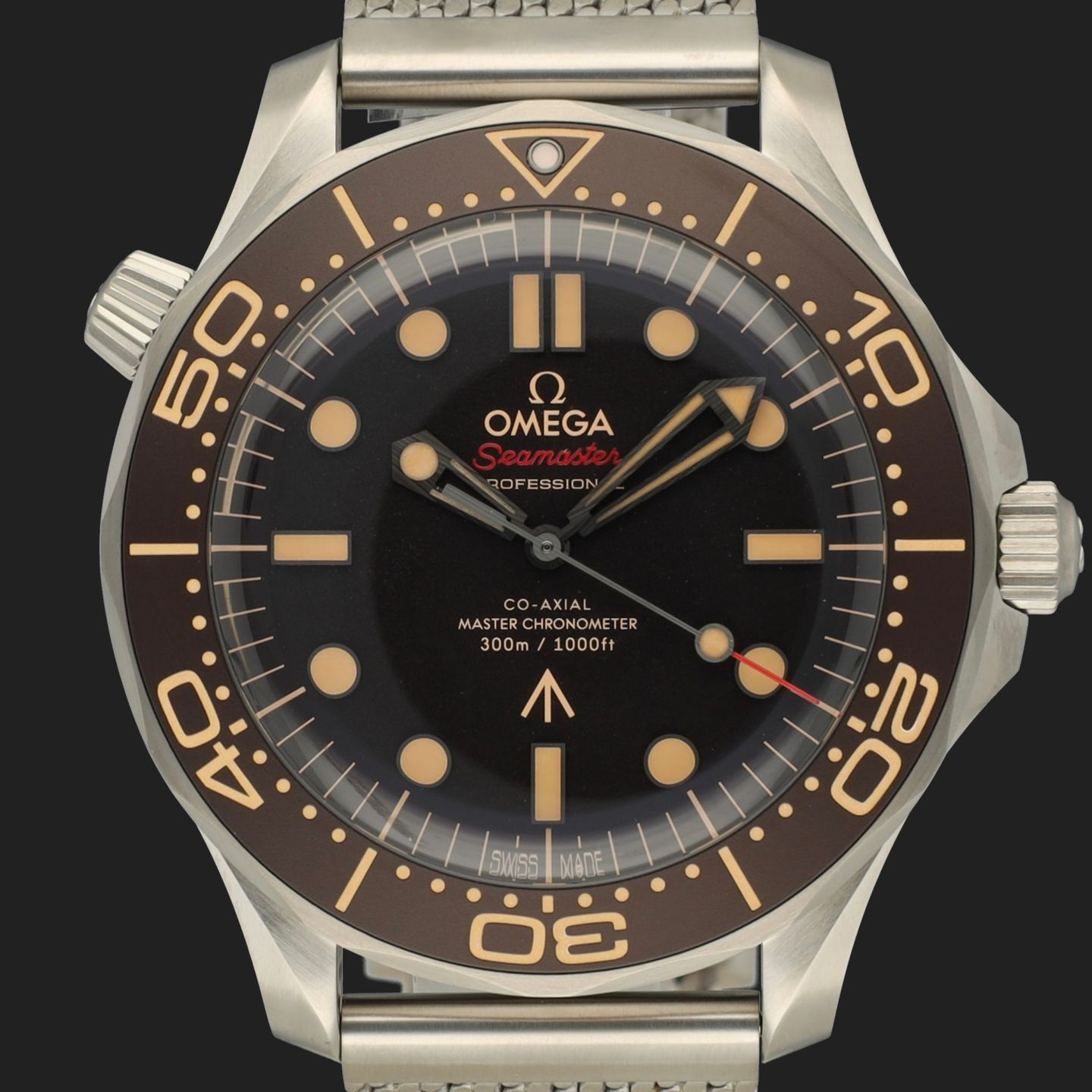 Omega Seamaster Diver 300 M 210.90.42.20.01.001 (2026) - 42mm Titanium (3/7)