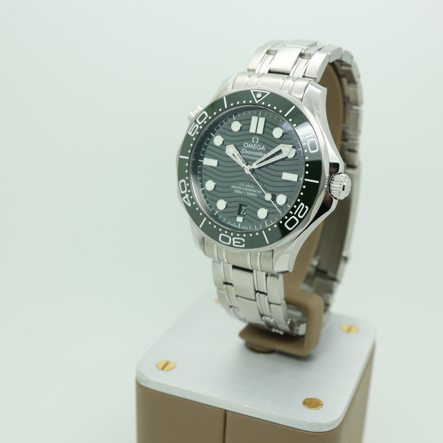 Omega Seamaster Diver 300 M 210.30.42.20.10.001 (2025) - Groen wijzerplaat 42mm Staal (1/8)