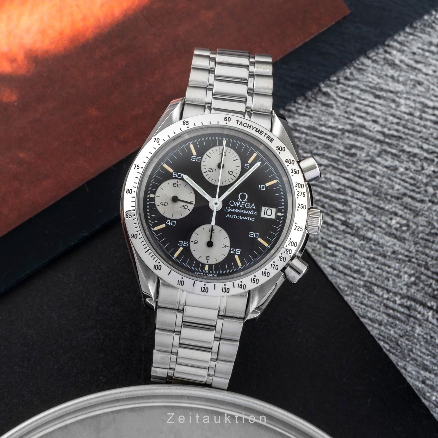 Omega Speedmaster Date 3511.50.00 (Onbekend (willekeurig serienummer)) - Zwart wijzerplaat 39mm Staal (3/8)