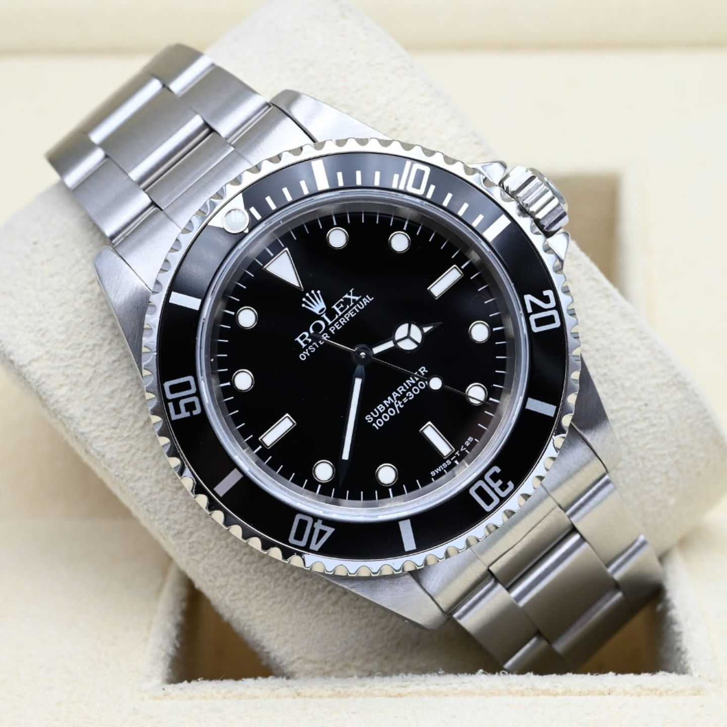 Rolex Submariner No Date 14060 (1996) - Black dial 40 mm Steel case (1/7)