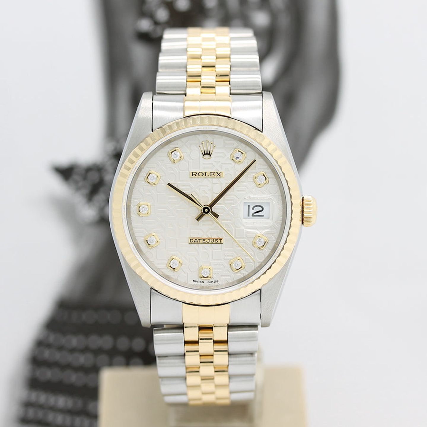 Rolex Datejust 36 16233 (1998) - Silver dial 36 mm Gold/Steel case (4/8)