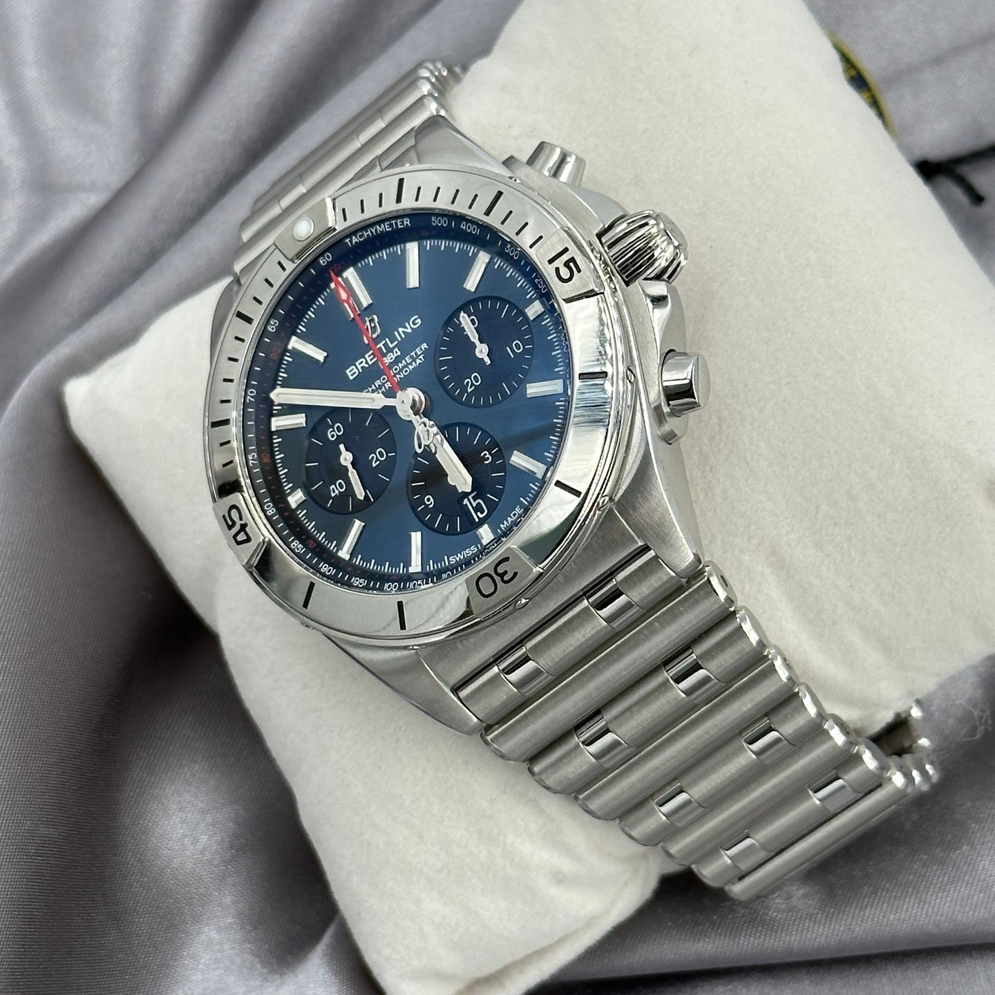 Breitling Chronomat 42 AB0134101C1A1 (2023) - Blue dial 42 mm Steel case (3/8)