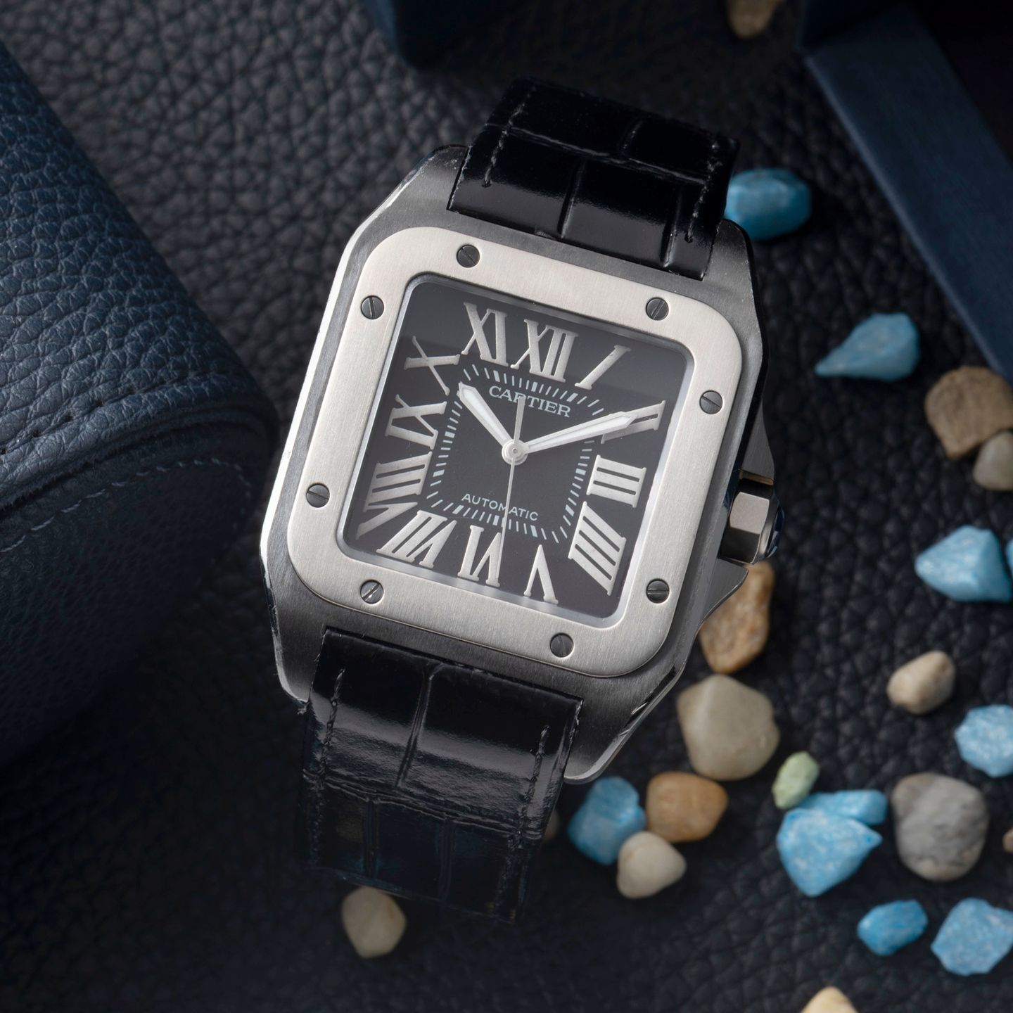 Cartier Santos 100 W2020010 (Unknown (random serial)) - Black dial 38 mm Steel case (1/8)