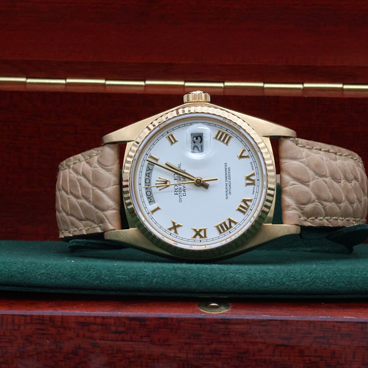 Rolex Day-Date 36 18038 (Onbekend (willekeurig serienummer)) - 36mm Geelgoud (4/8)