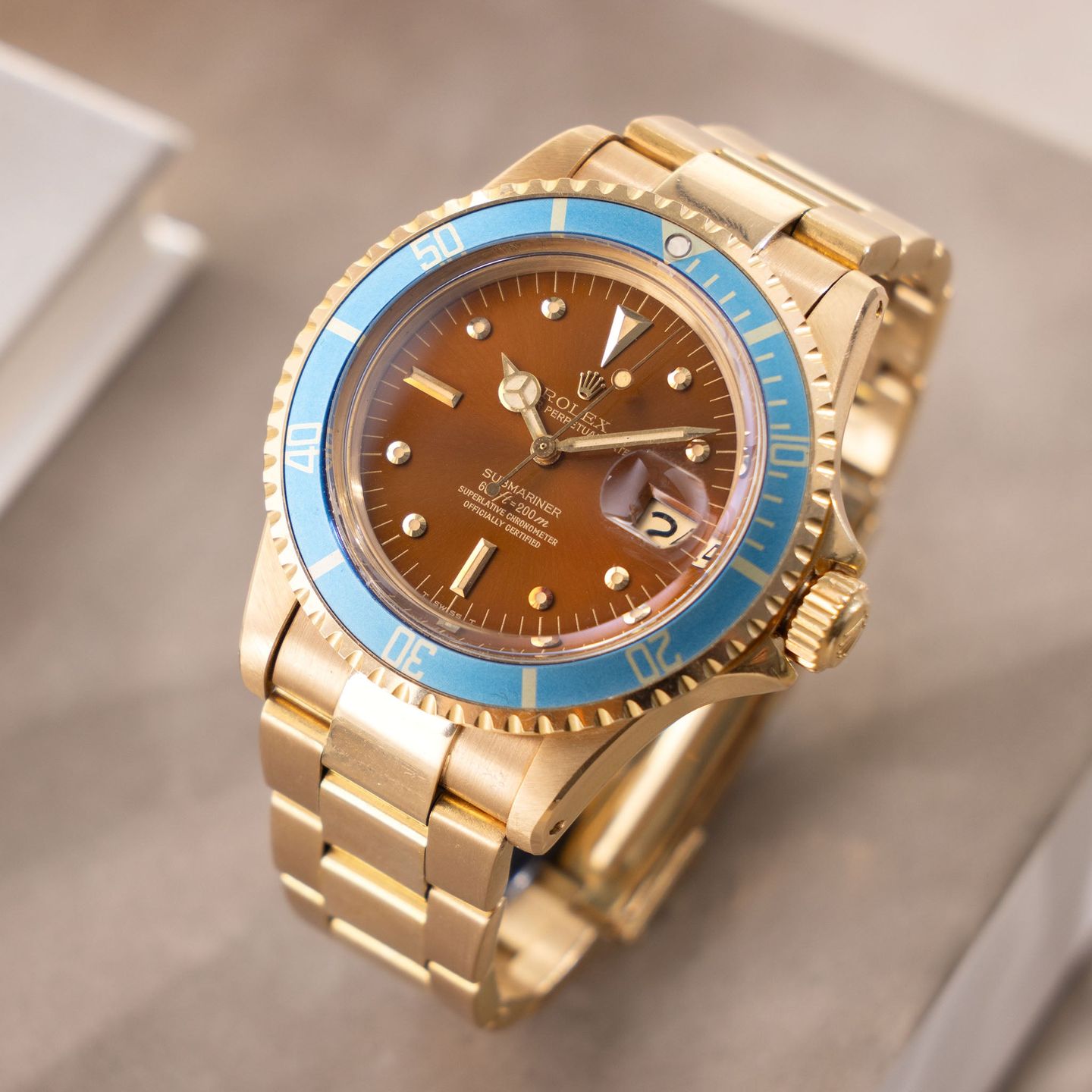 Rolex Submariner 1680/8 (1973) - Bruin wijzerplaat 40mm Geelgoud (1/8)