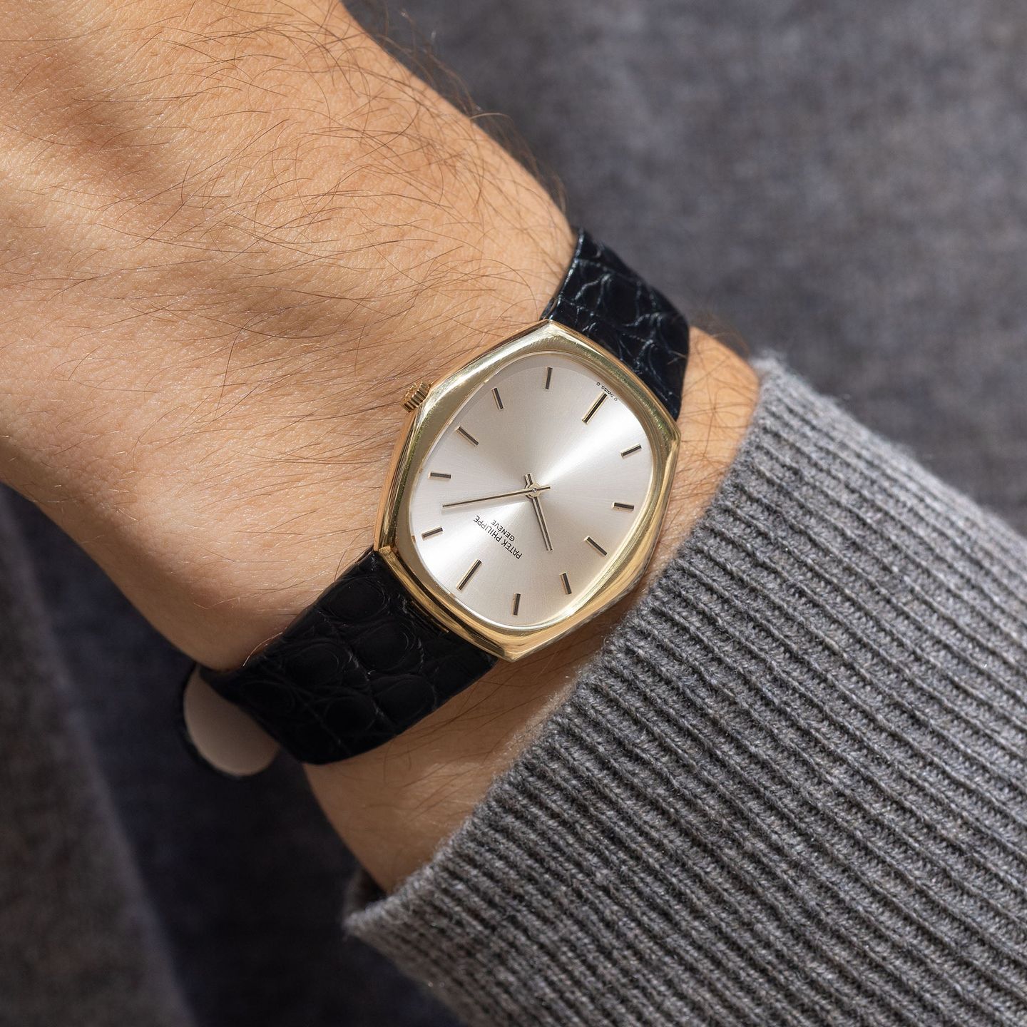 Patek Philippe Golden Ellipse 3858J - (3/8)