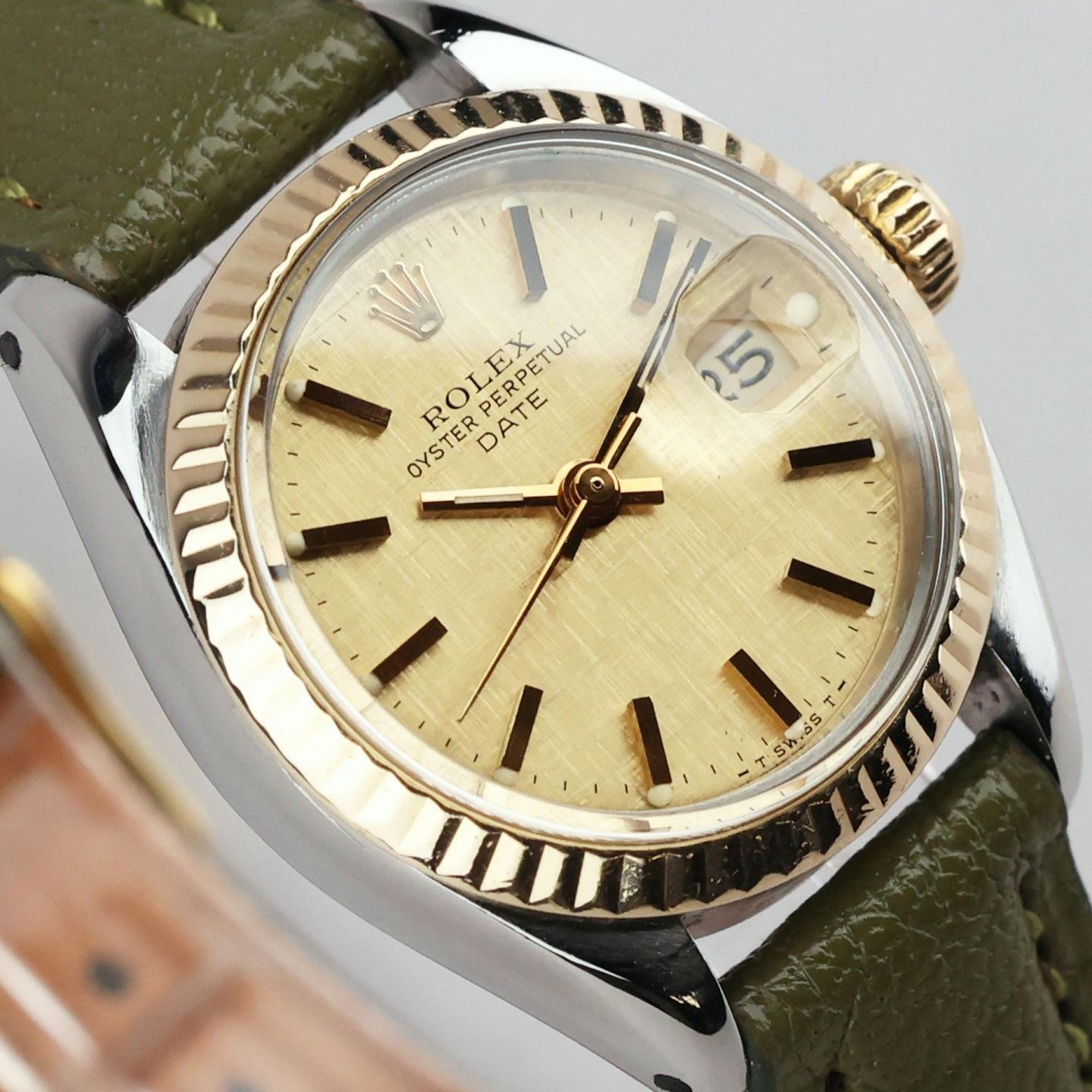 Rolex Lady-Datejust 6917 (1981) - Champagne dial 26 mm Gold/Steel case (3/7)