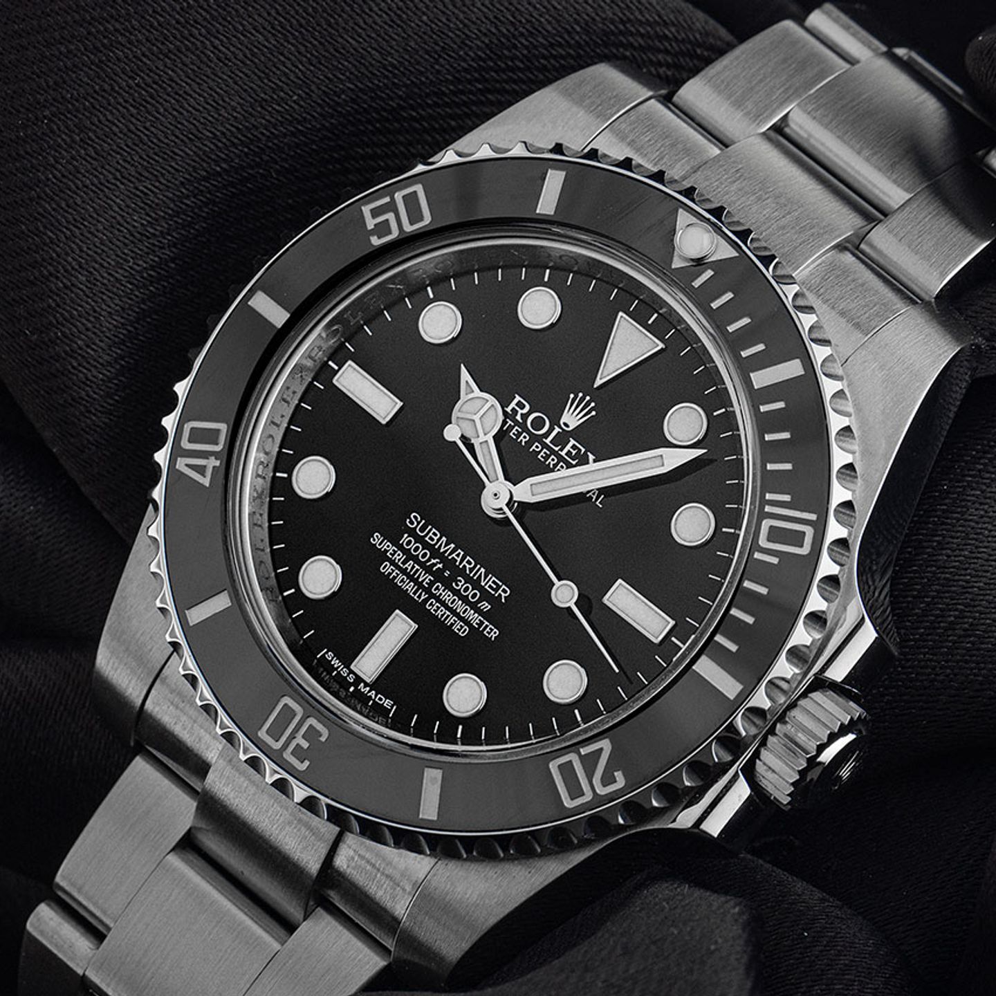 Rolex Submariner No Date 114060 (2015) - Black dial 40 mm Steel case (3/8)