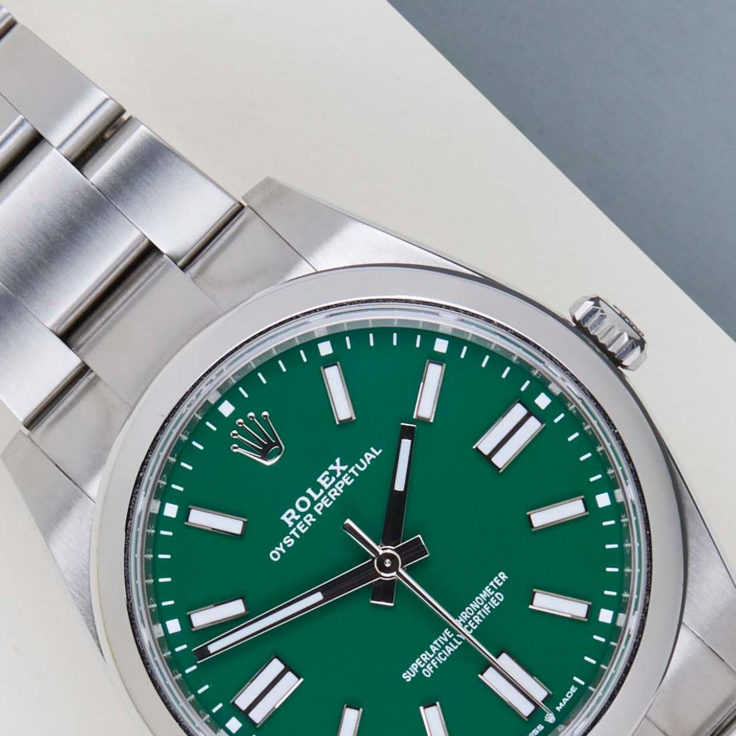 Rolex Oyster Perpetual 41 124300 - (3/8)