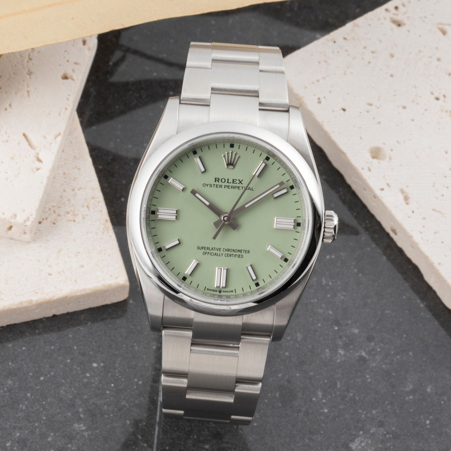 Rolex Oyster Perpetual 36 126000 - (1/8)