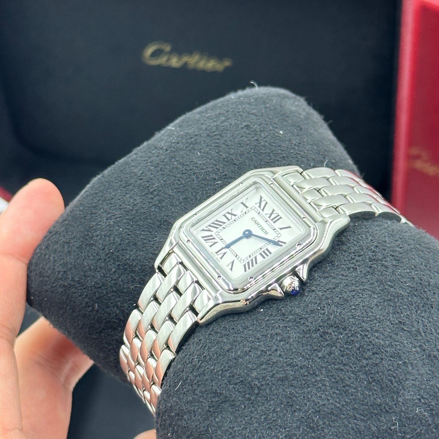 Cartier Panthère WSPN0007 (2024) - Silver dial 37 mm Steel case (4/8)