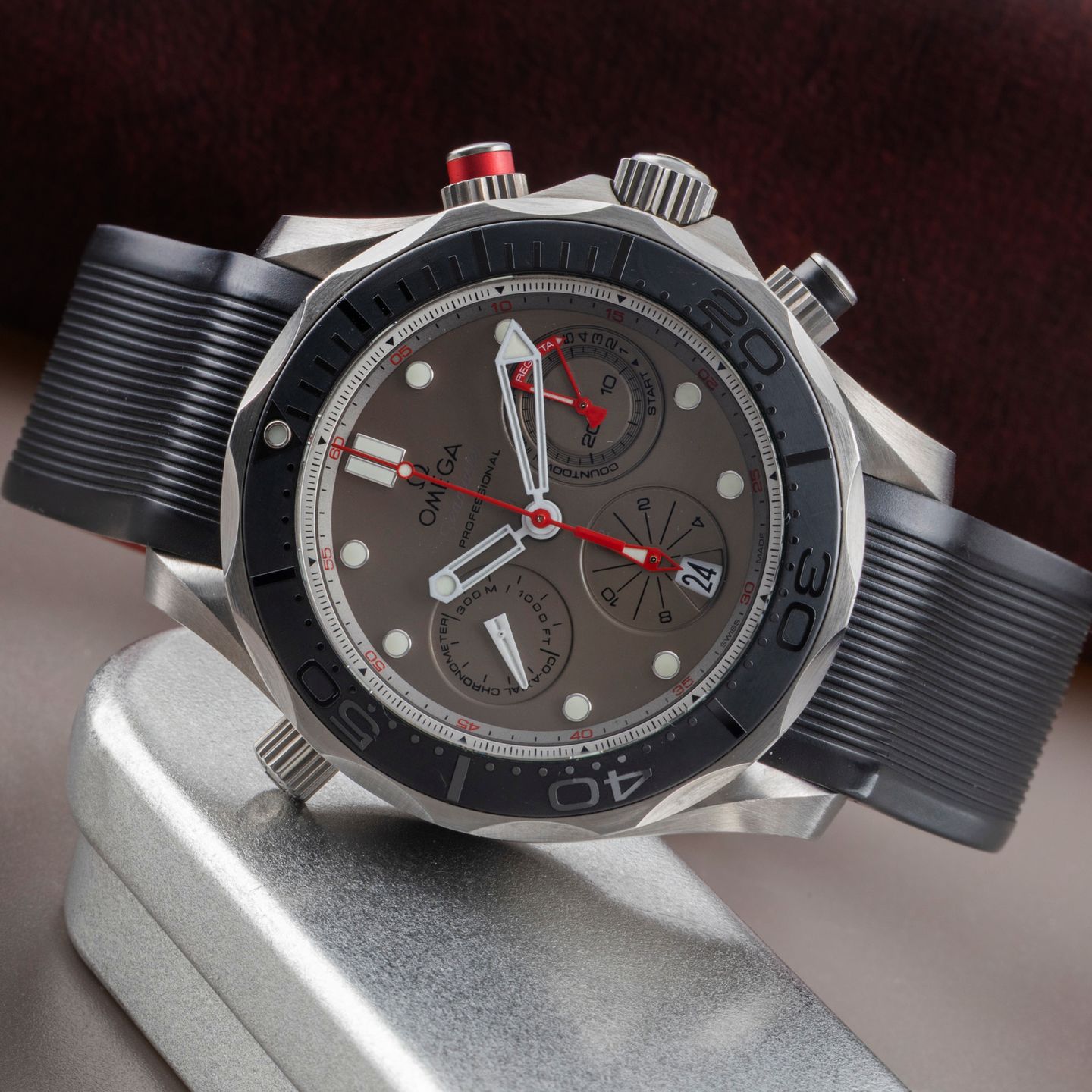 Omega Seamaster Diver 300 M 212.92.44.50.99.001 - (2/8)