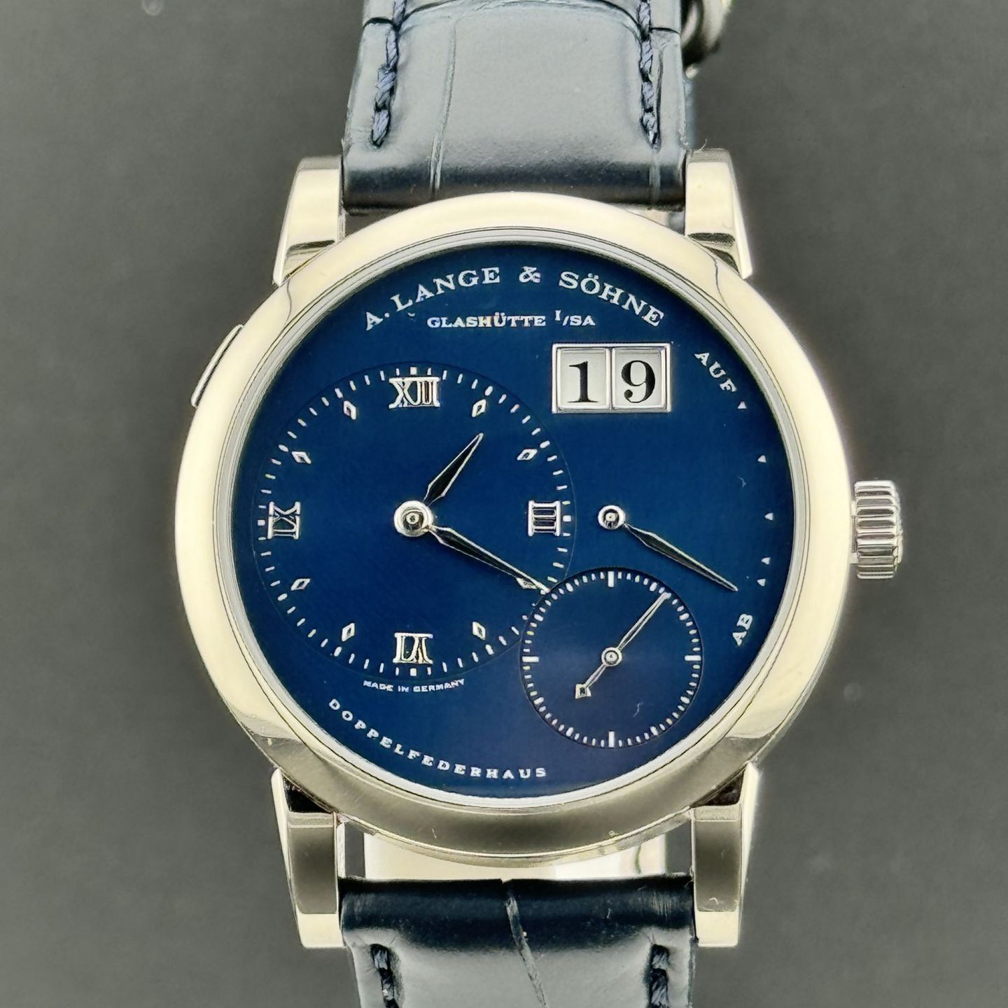 A. Lange & Söhne Lange 1 101.027 (Unknown (random serial)) - Blue dial 38 mm White Gold case (1/8)