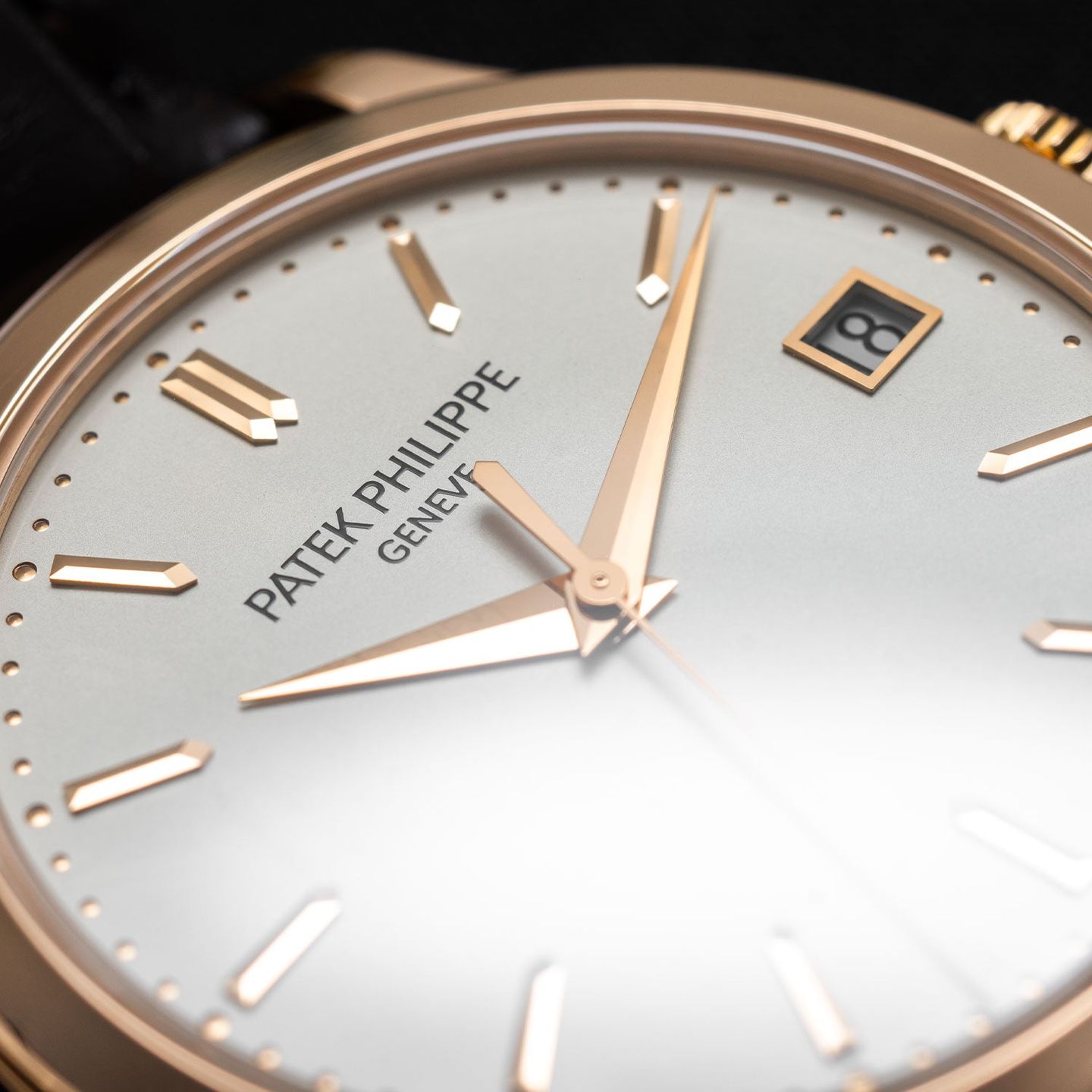 Patek Philippe Calatrava 5296R-010 (2013) - Zilver wijzerplaat 38mm Roségoud (3/7)