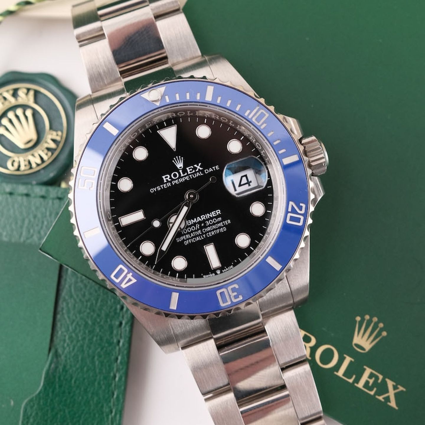 Rolex Submariner Date 126619LB (2023) - Black dial 41 mm White Gold case (3/8)