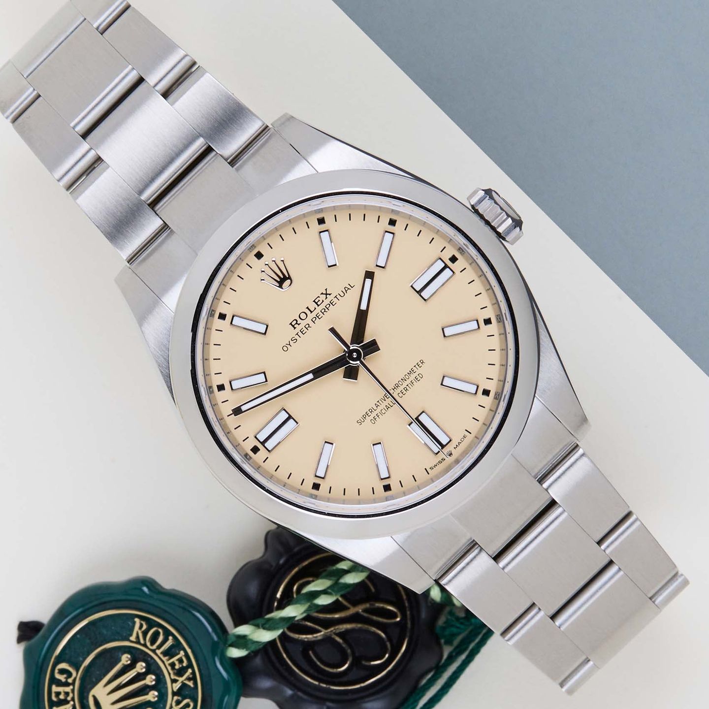 Rolex Oyster Perpetual 41 134300 (2026) - Beige wijzerplaat 41mm Staal (1/8)