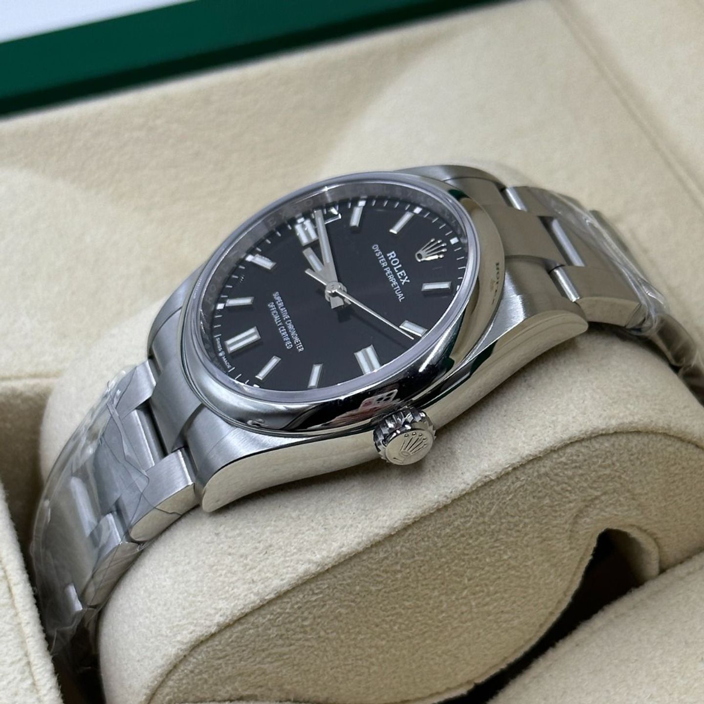 Rolex Oyster Perpetual 36 126000 - (6/8)