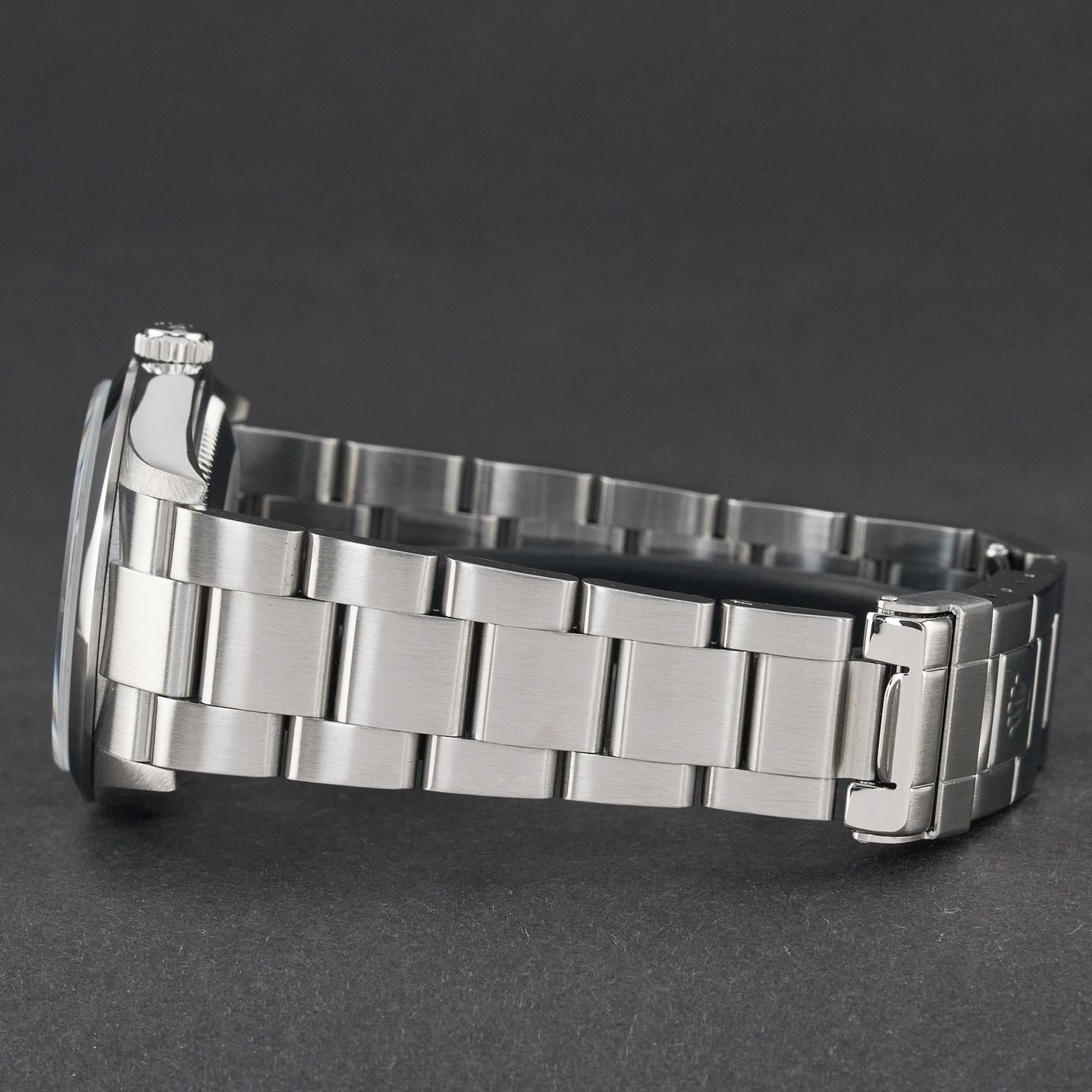 Rolex Explorer 114270 (2006) - Zwart wijzerplaat 36mm Staal (5/8)