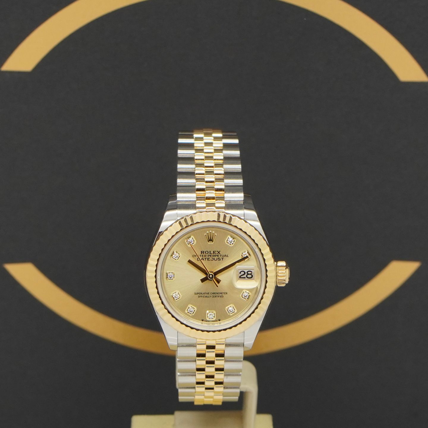 Rolex Lady-Datejust 279173 (2021) - Gold dial 28 mm Gold/Steel case (1/6)