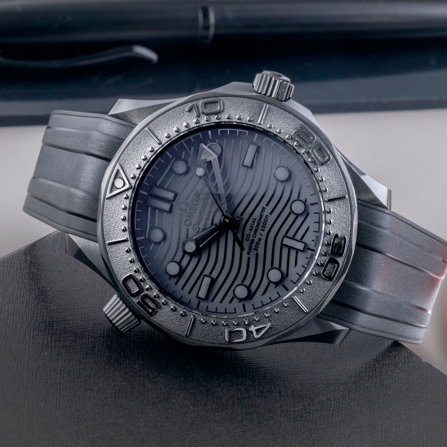 Omega Seamaster Diver 300 M 210.92.44.20.01.003 - (2/8)