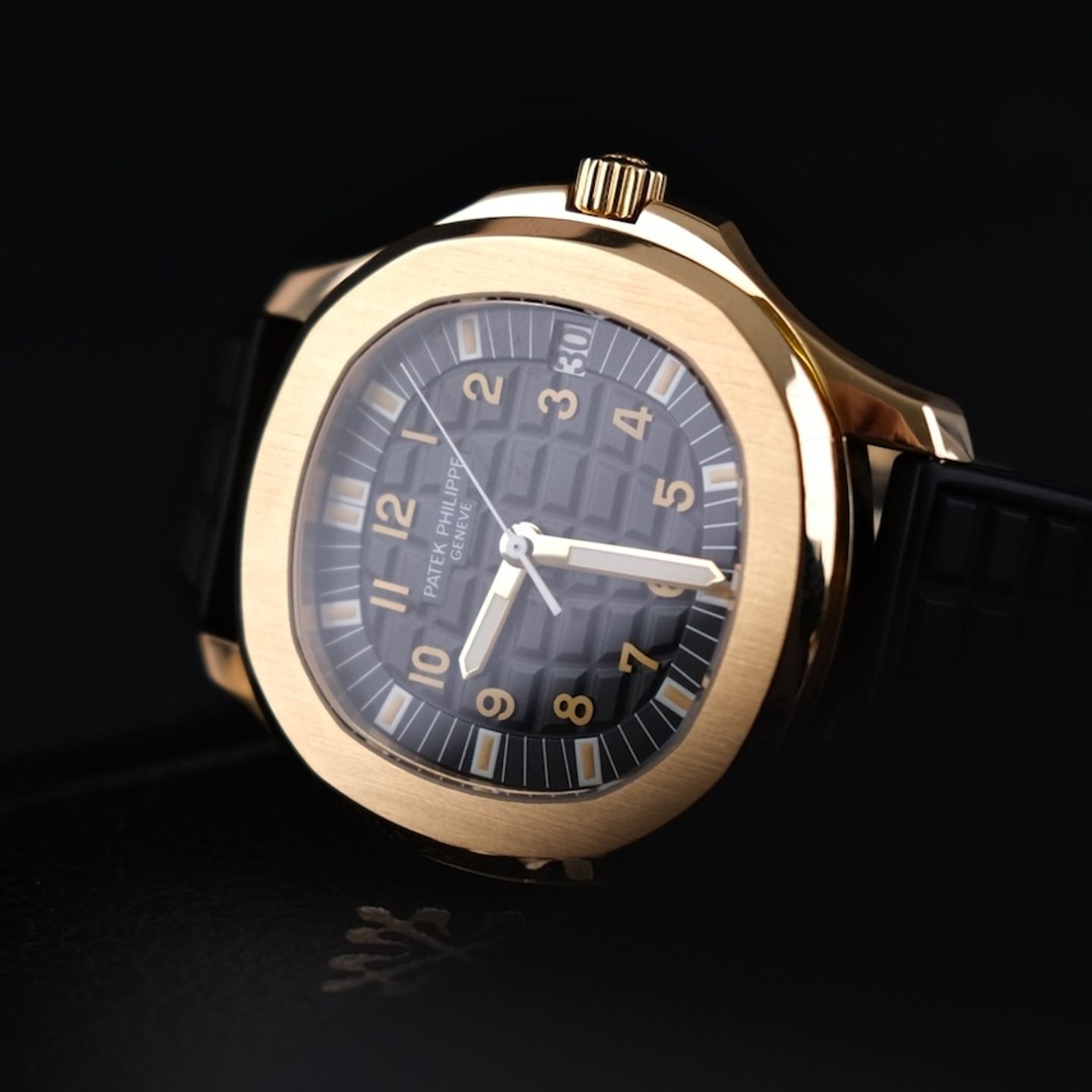 Patek Philippe Aquanaut 5065J - (4/8)