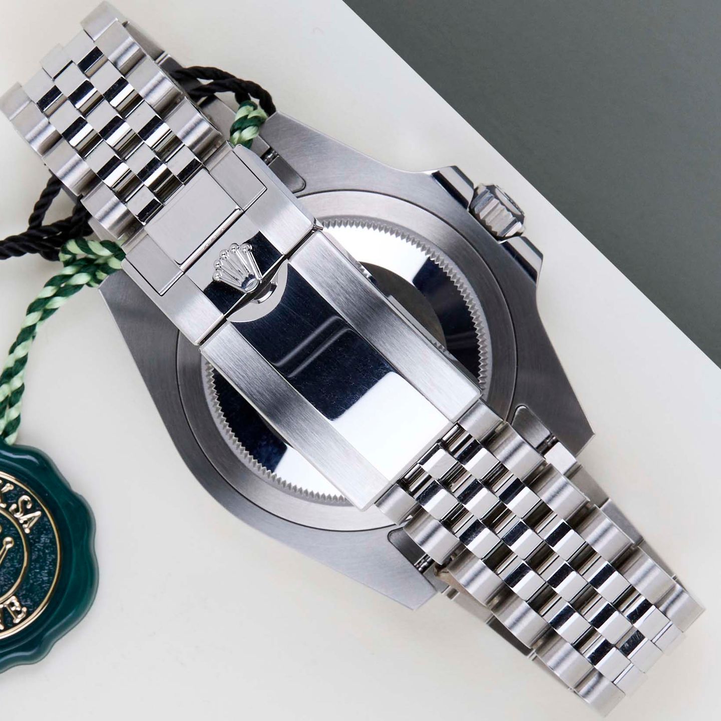 Rolex GMT-Master II 126710BLRO (2025) - Black dial 40 mm Steel case (6/8)