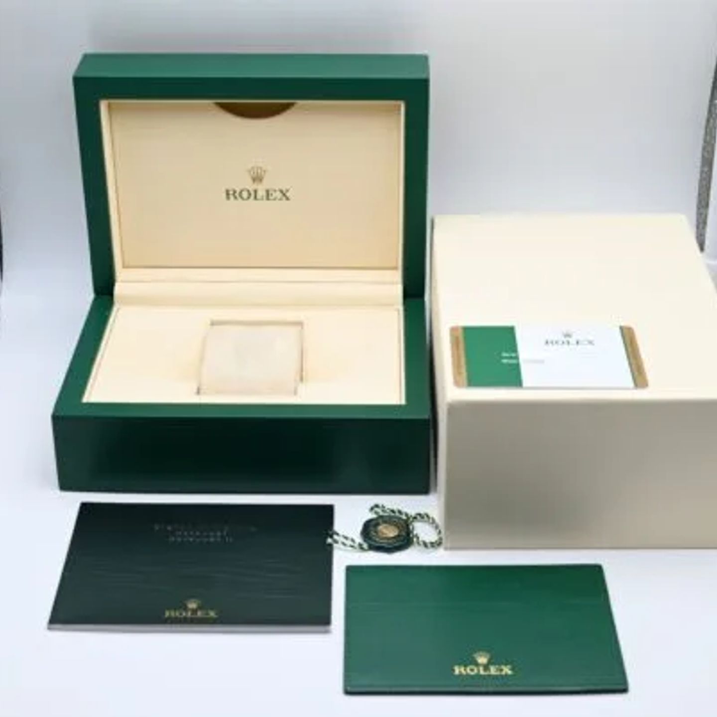 Rolex Datejust II 116300 - (2/6)