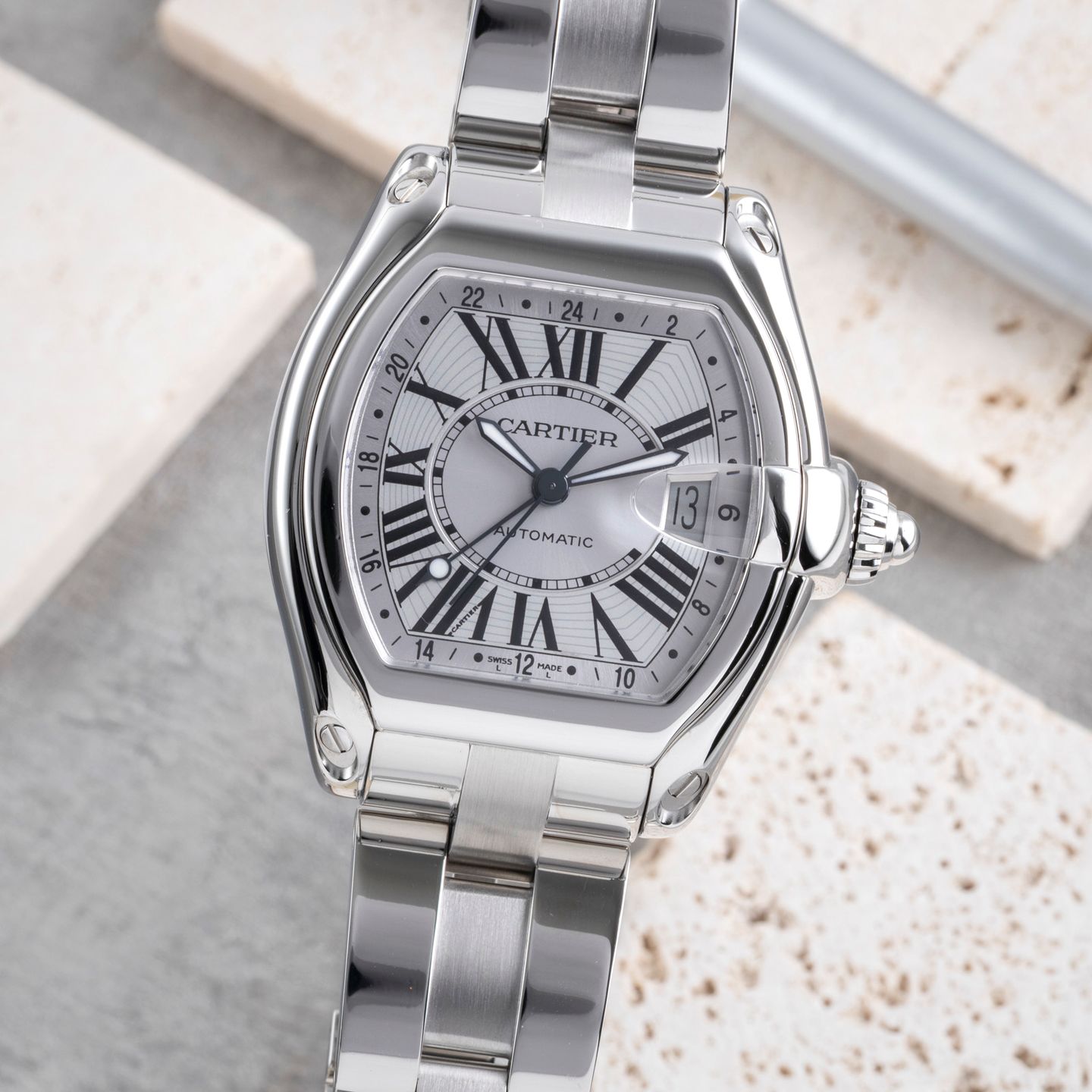 Cartier Roadster W62032X6 (2005) - Silver dial 48 mm Steel case (3/8)