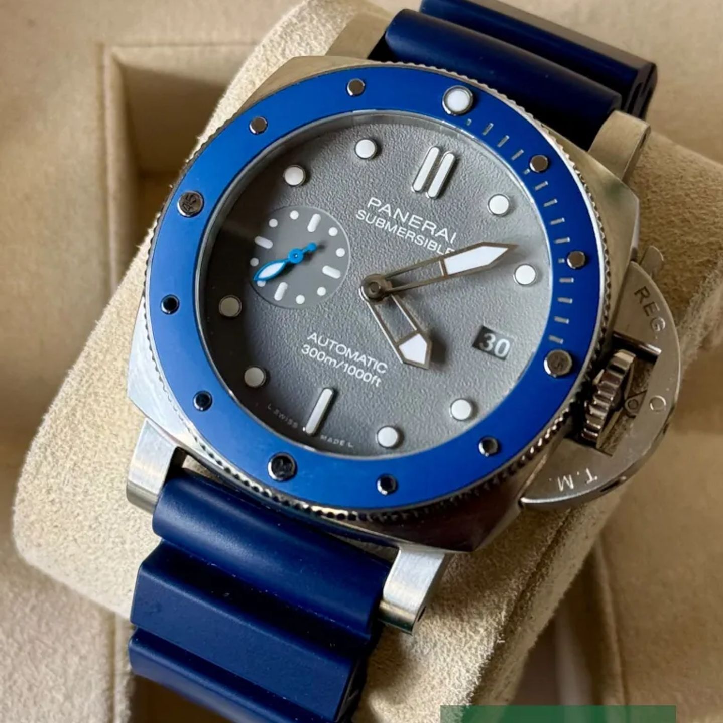 Panerai Luminor Submersible PAM00959 - (2/6)