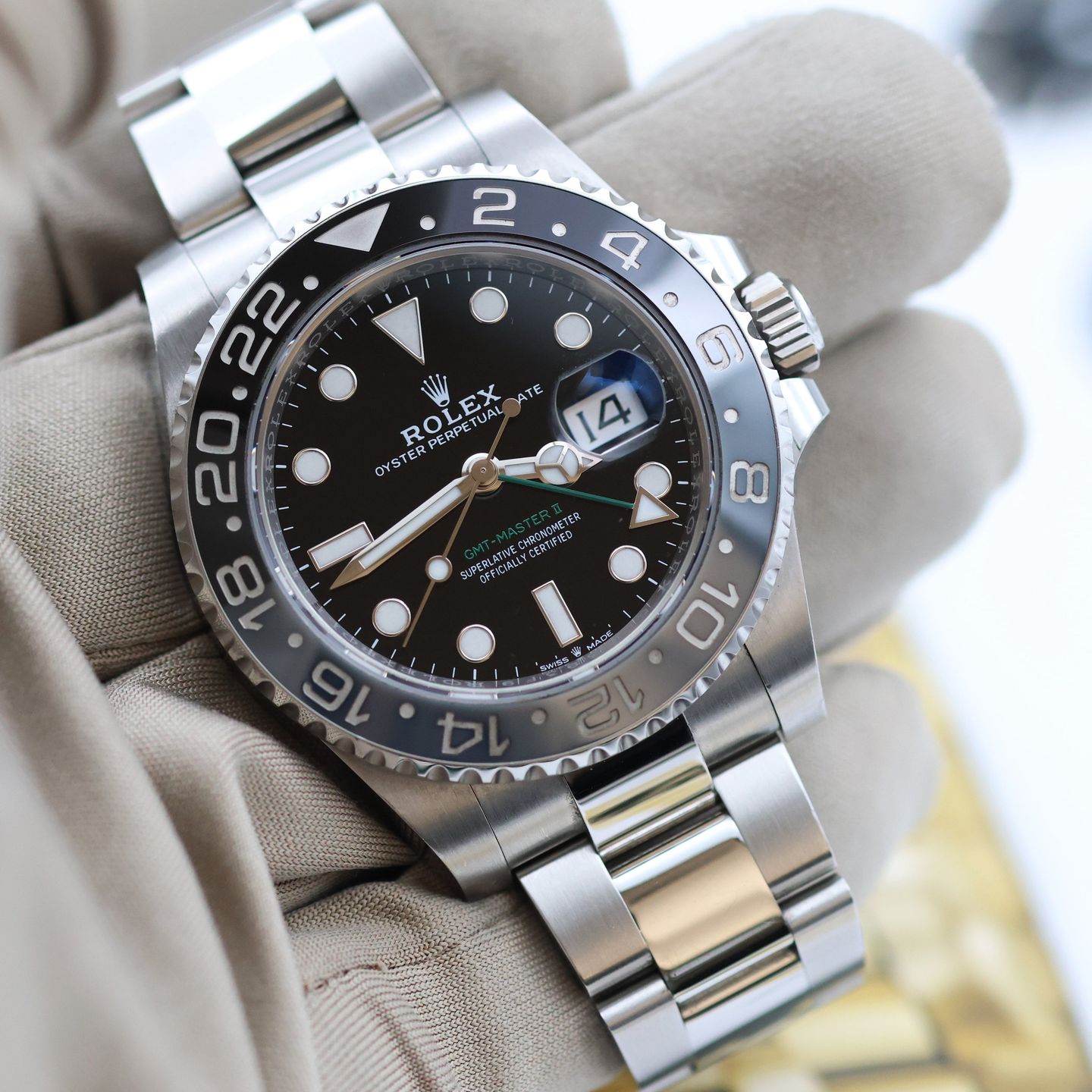 Rolex GMT-Master II 126710GRNR (2024) - 40mm Staal (8/8)