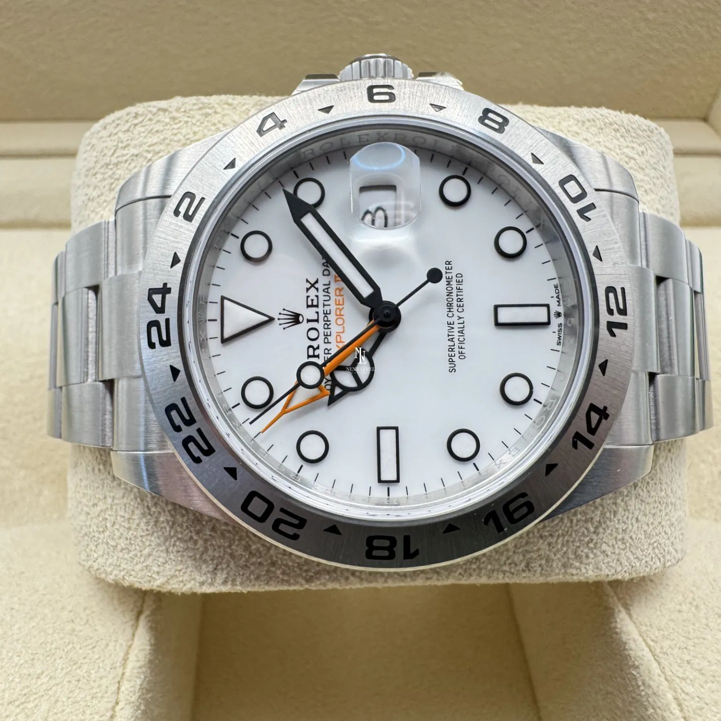 Rolex Explorer II 226570 - (4/8)