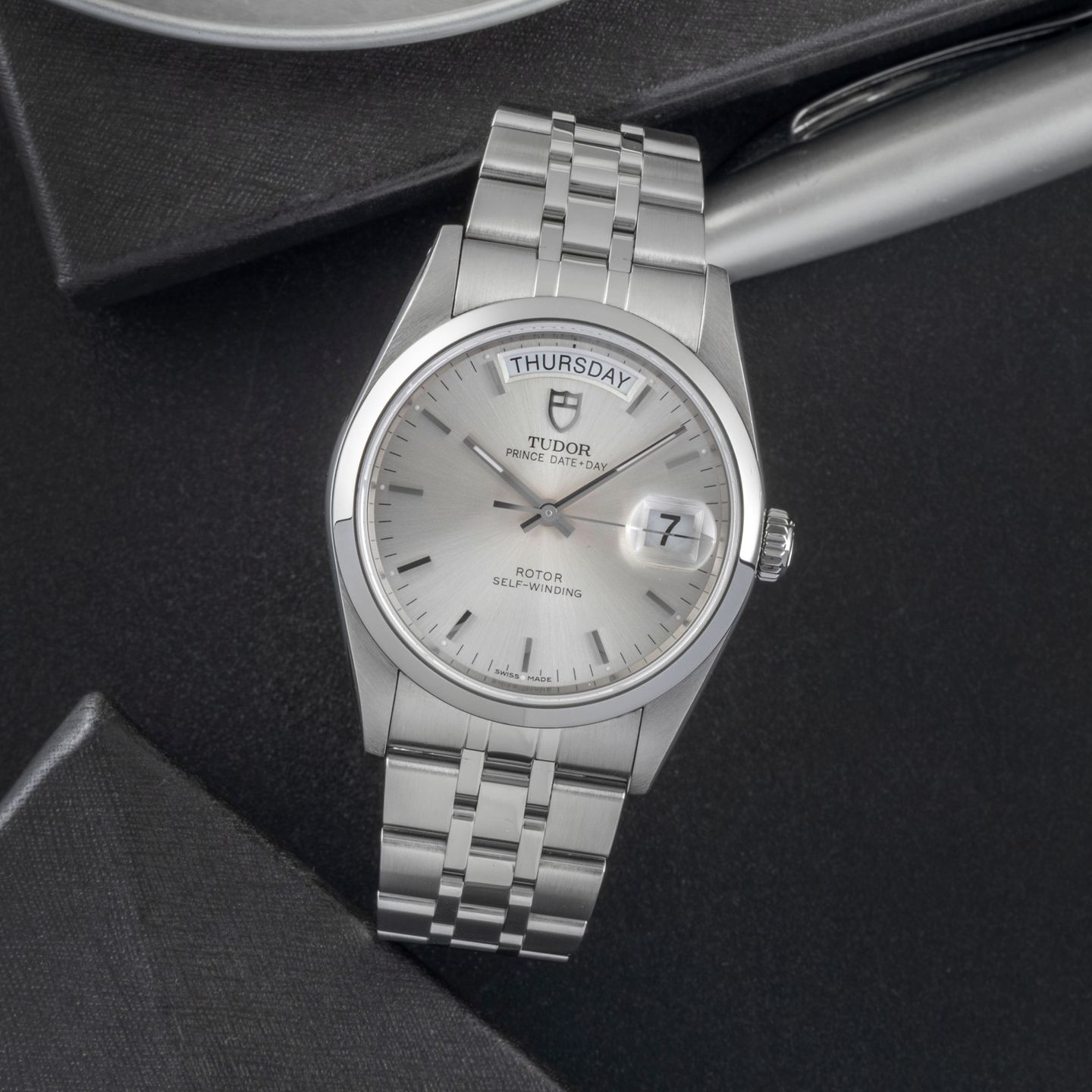 Tudor Prince Date 76200 - (1/8)