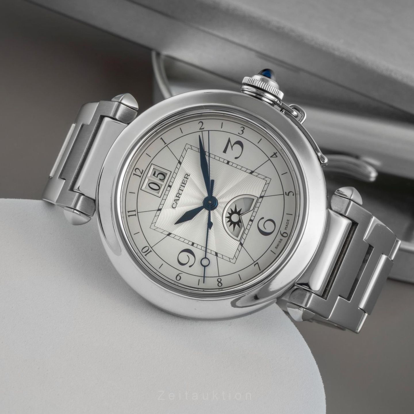 Cartier Pasha W31093M7 - (2/8)