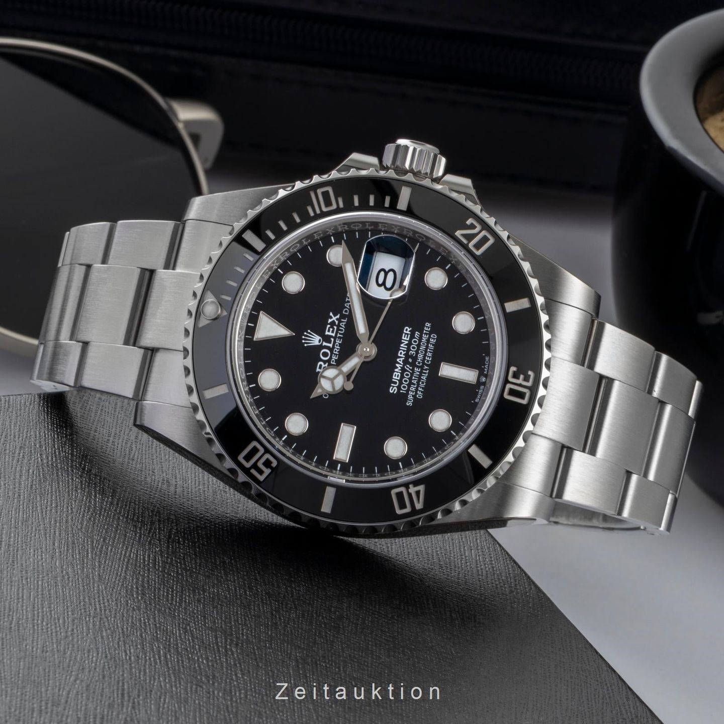 Rolex Submariner Date 126610LN - (2/8)