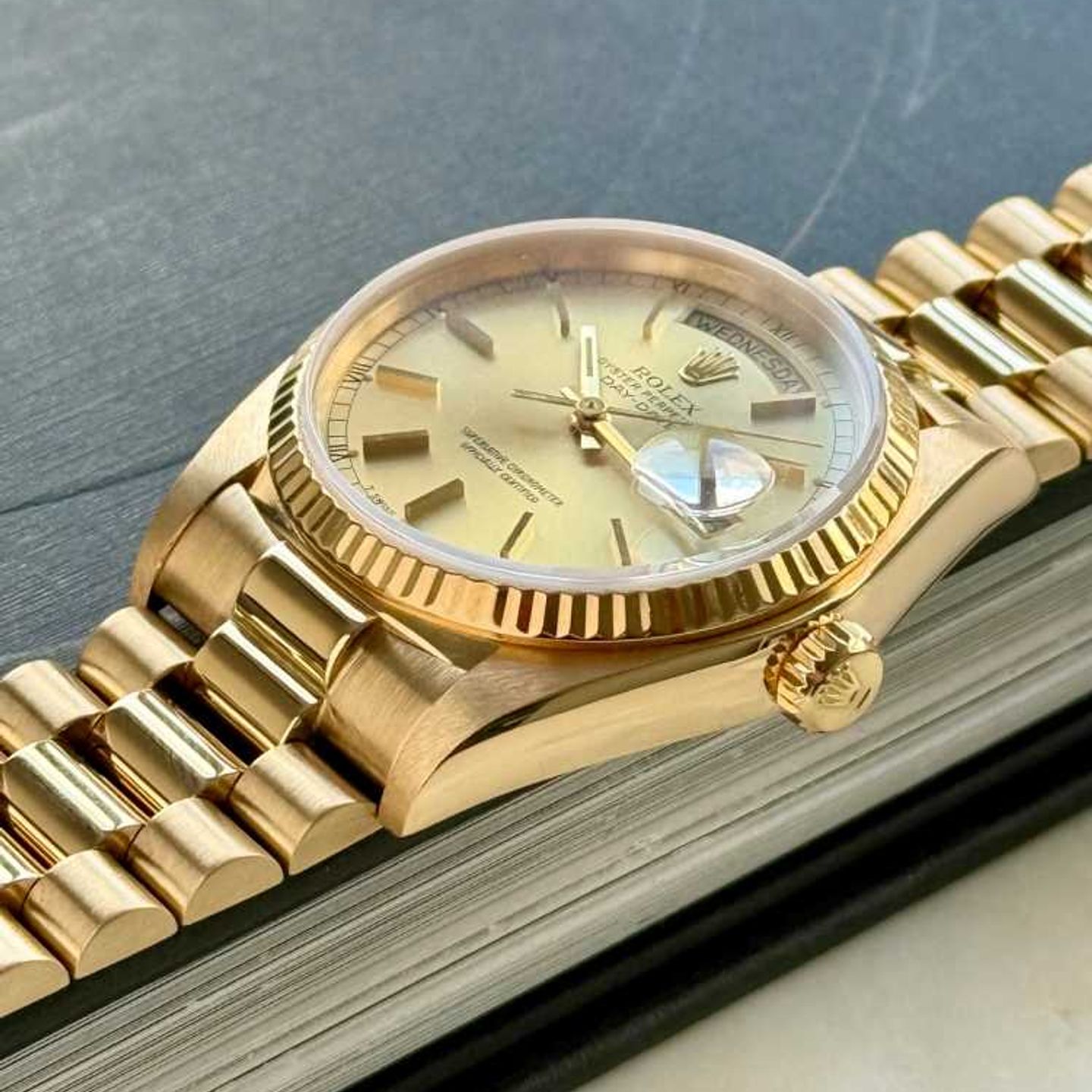 Rolex Day-Date 36 18038 (1979) - Gold dial 36 mm Yellow Gold case (5/8)